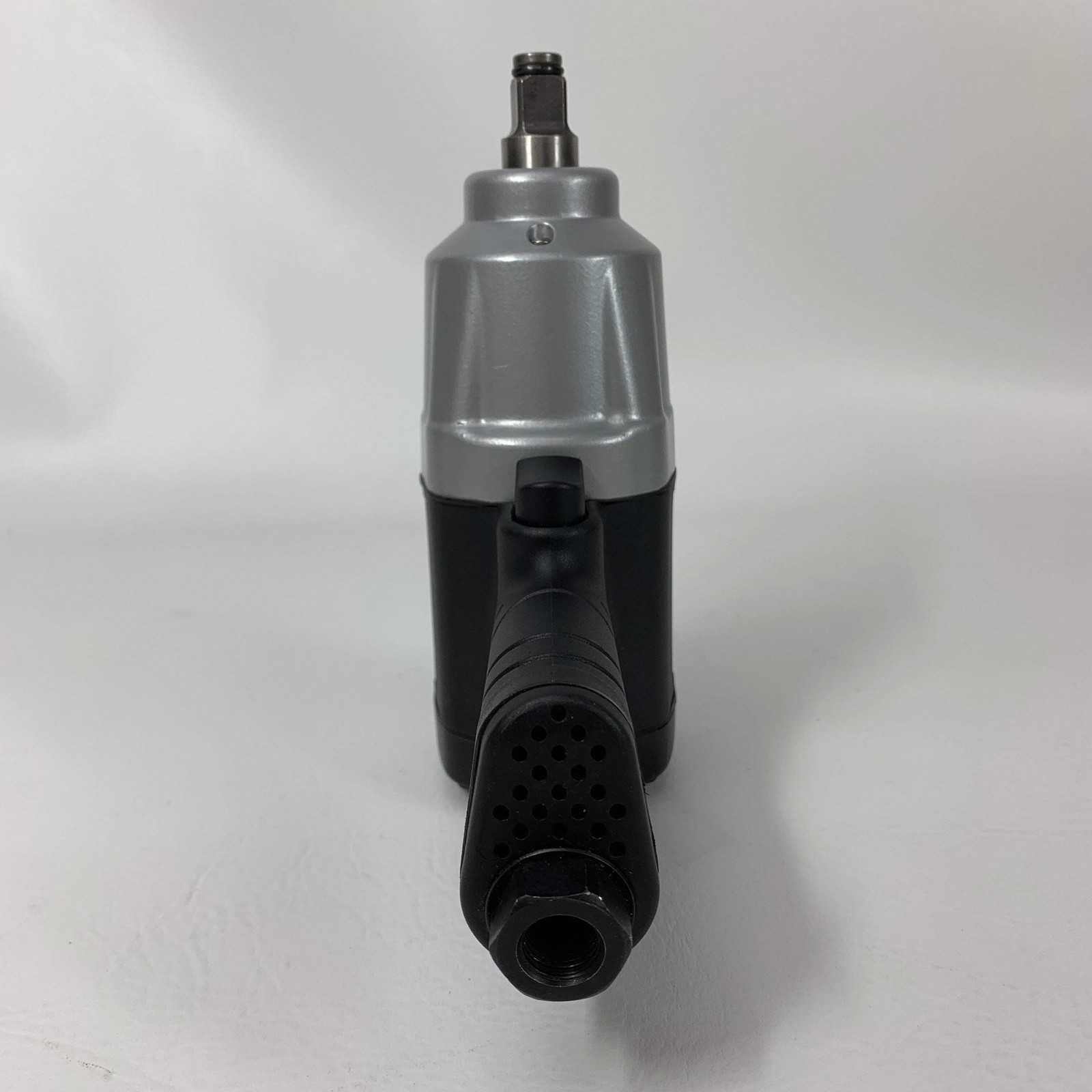 Husky H4455 90 PSI Max 1/2″ Impact Wrench Twin Hammer