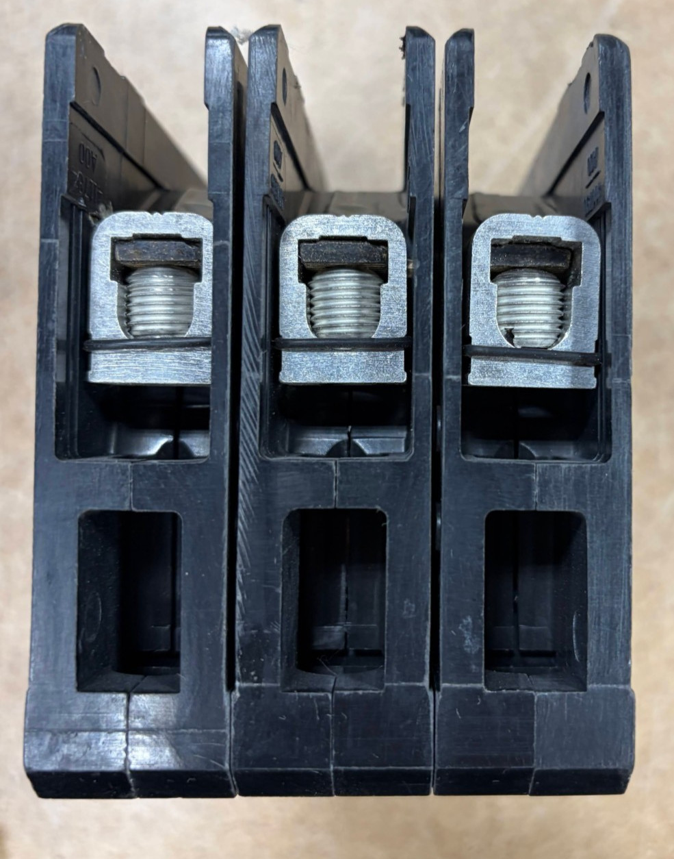 Siemens ED43B015 Sentron Series, Type ED4 Circuit Breaker 15A 480V 3 Pole