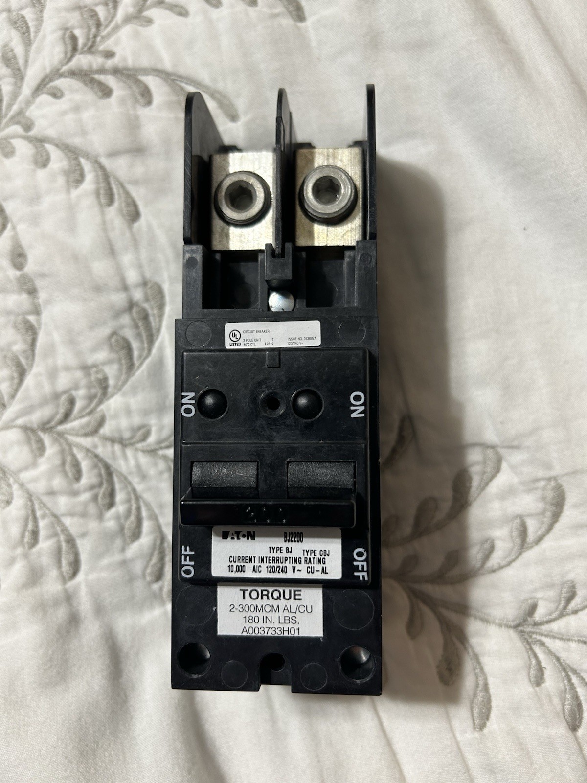 Eaton BJ2200 Type BJ 200A 2-Pole 120/240V Bolt-On Circuit Breaker