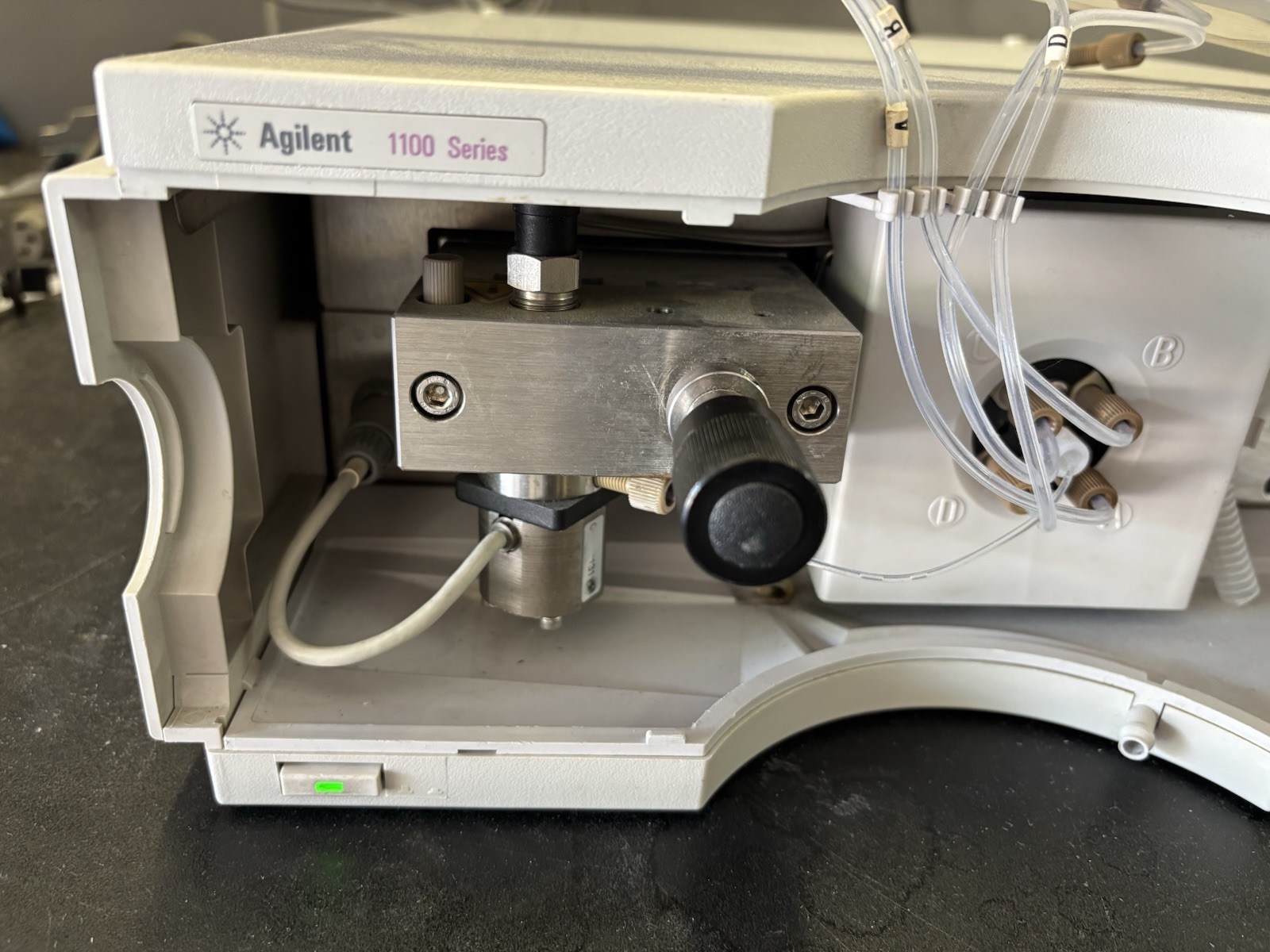 Agilent 1100 Series G1311A Quat Pump HPLC