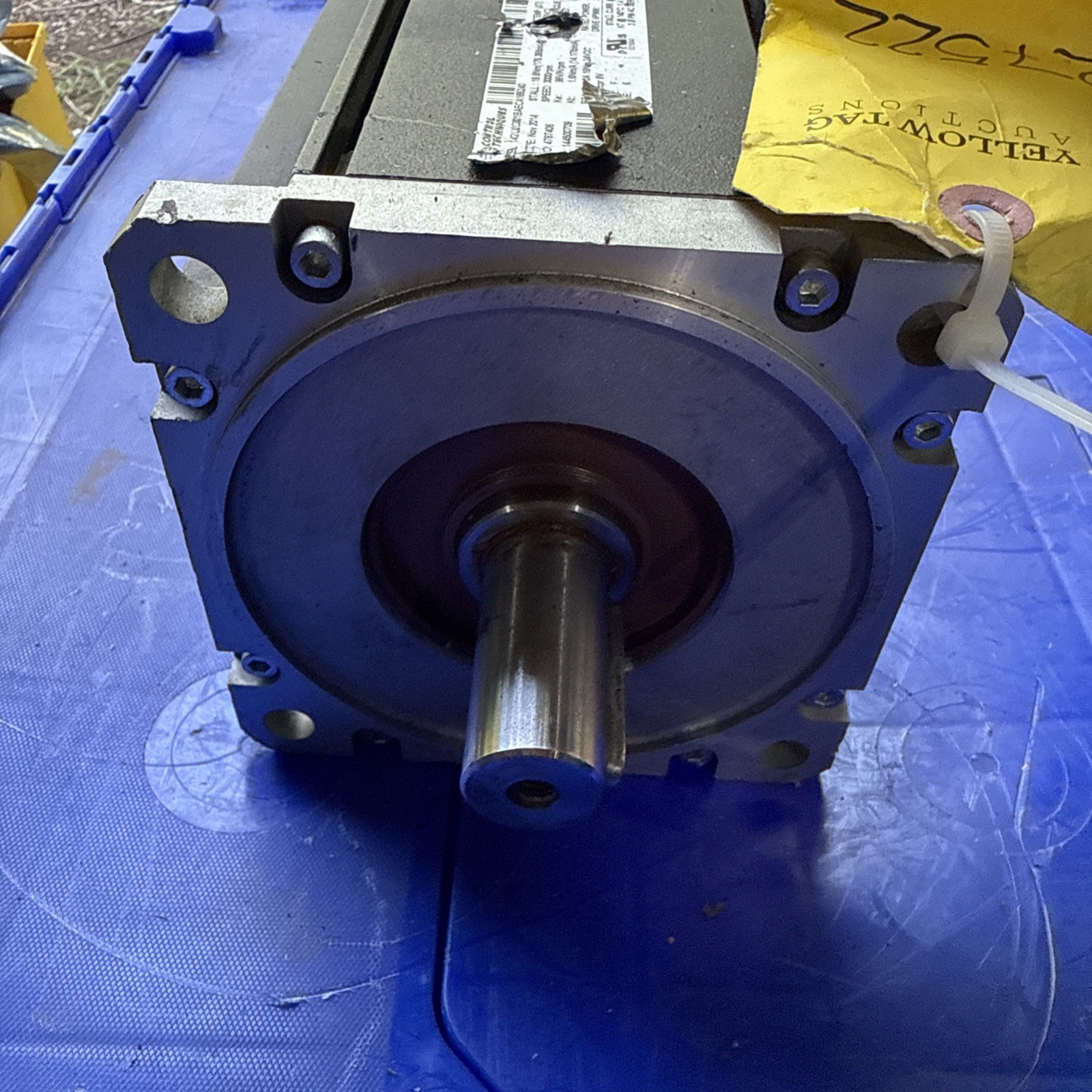 Emerson Control Techniques SERVO MOTOR 142u2d301baeca165240