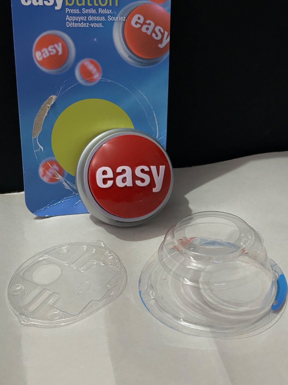STAPLES EASY BUTTON THAT WAS TALKING OFFICE GIFT COLLECTOR ITEM ENGLISH RED A6