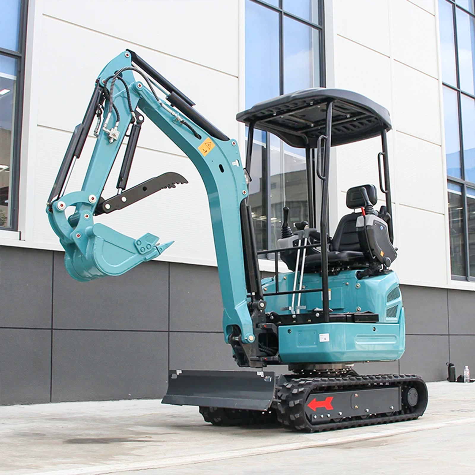 2.5 Ton Mini Excavator Kubota D902 Diesel EPA Expandable Tracks Side Swing