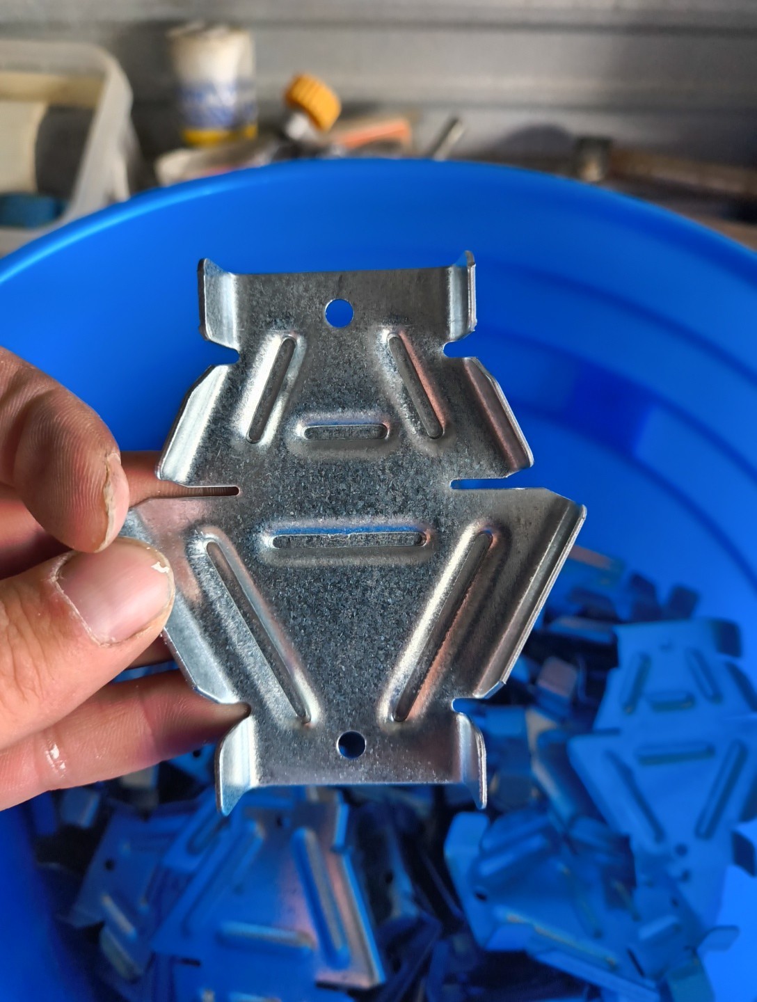 Clark Dietrich Fastbridge Clips Fb44 200 Pcs Per Bucket