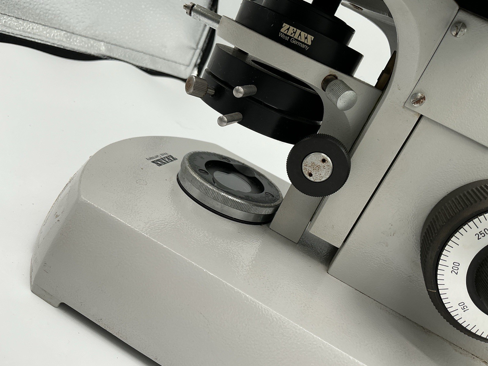 🌟Zeiss Standard 14 Lab Microscope with Objectives 4 Eyepieces-Read