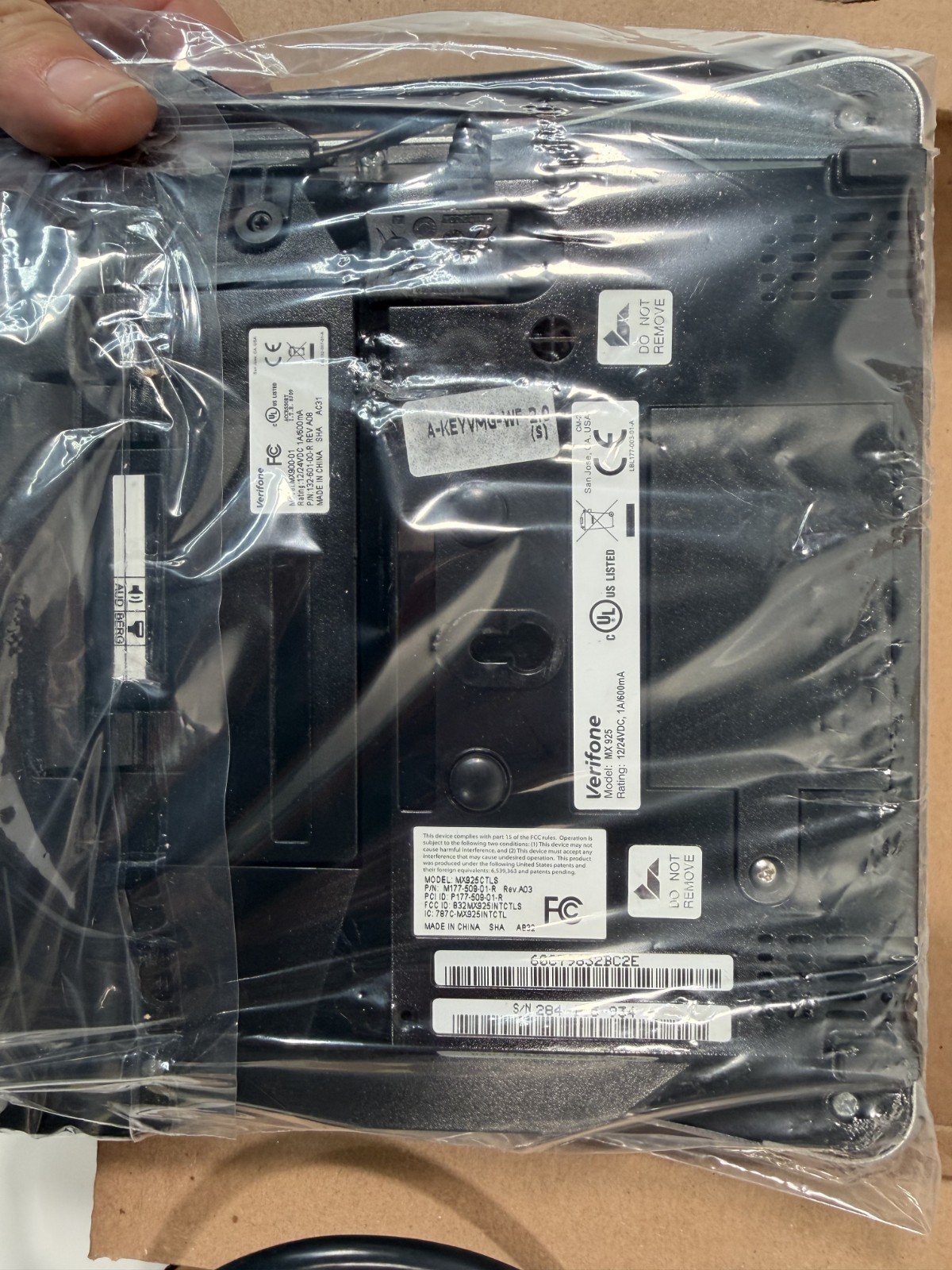 Verifone MX925 Credit Card Terminal w/ Cable and Power Supply M177-509-01-R