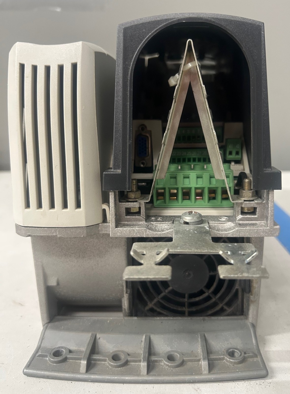 Control Techniques SP2403 Unidrive 380-480v 50-60hz 3ph