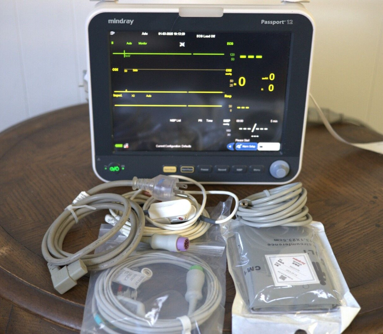 Mindray Passport 12 W/CO2 NIBP SPO2 ECG TEMP RECORDER , Brand new C02 module.