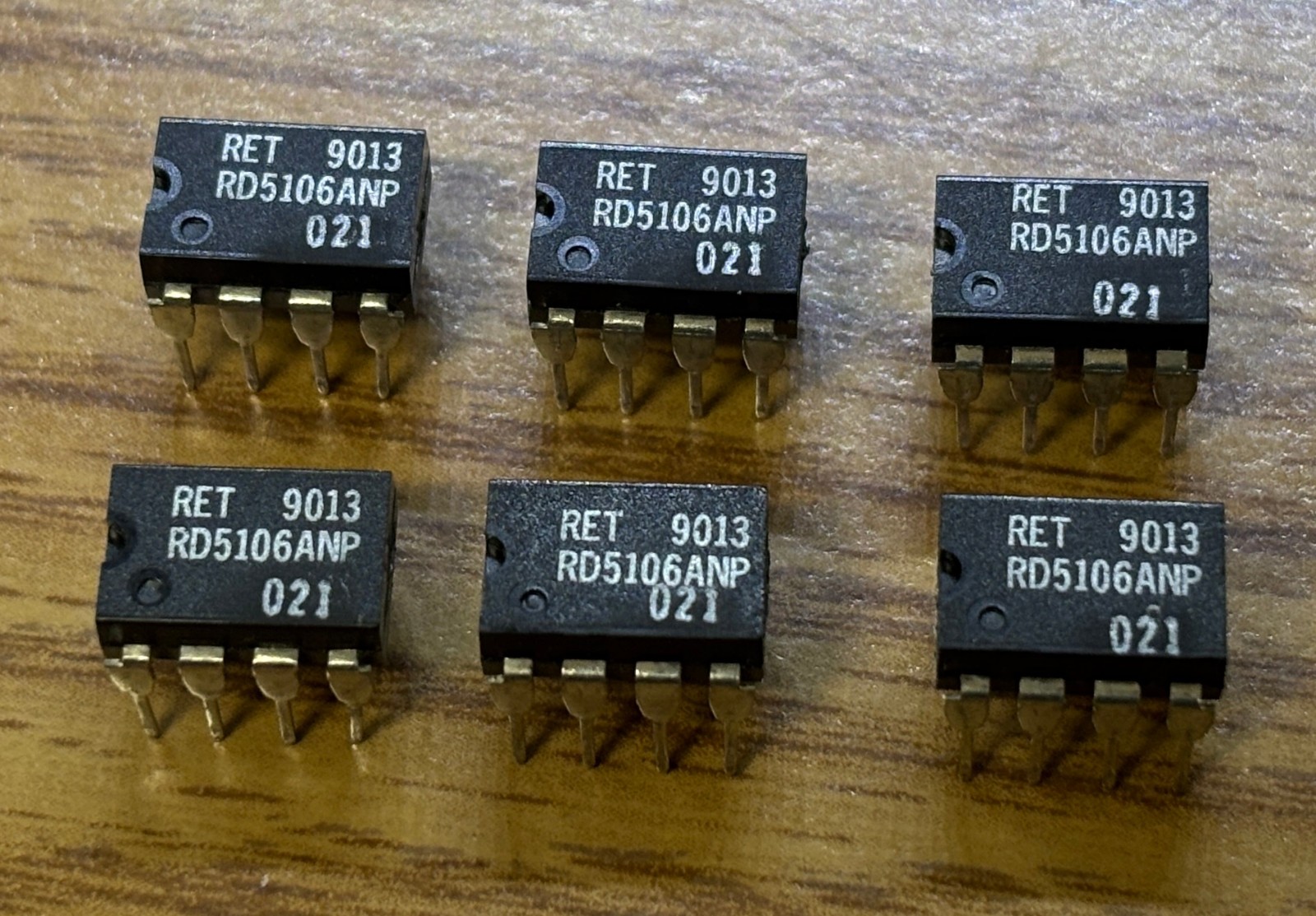 LOT OF 6 Reticon RD5106ANP Analog Shift Register IC