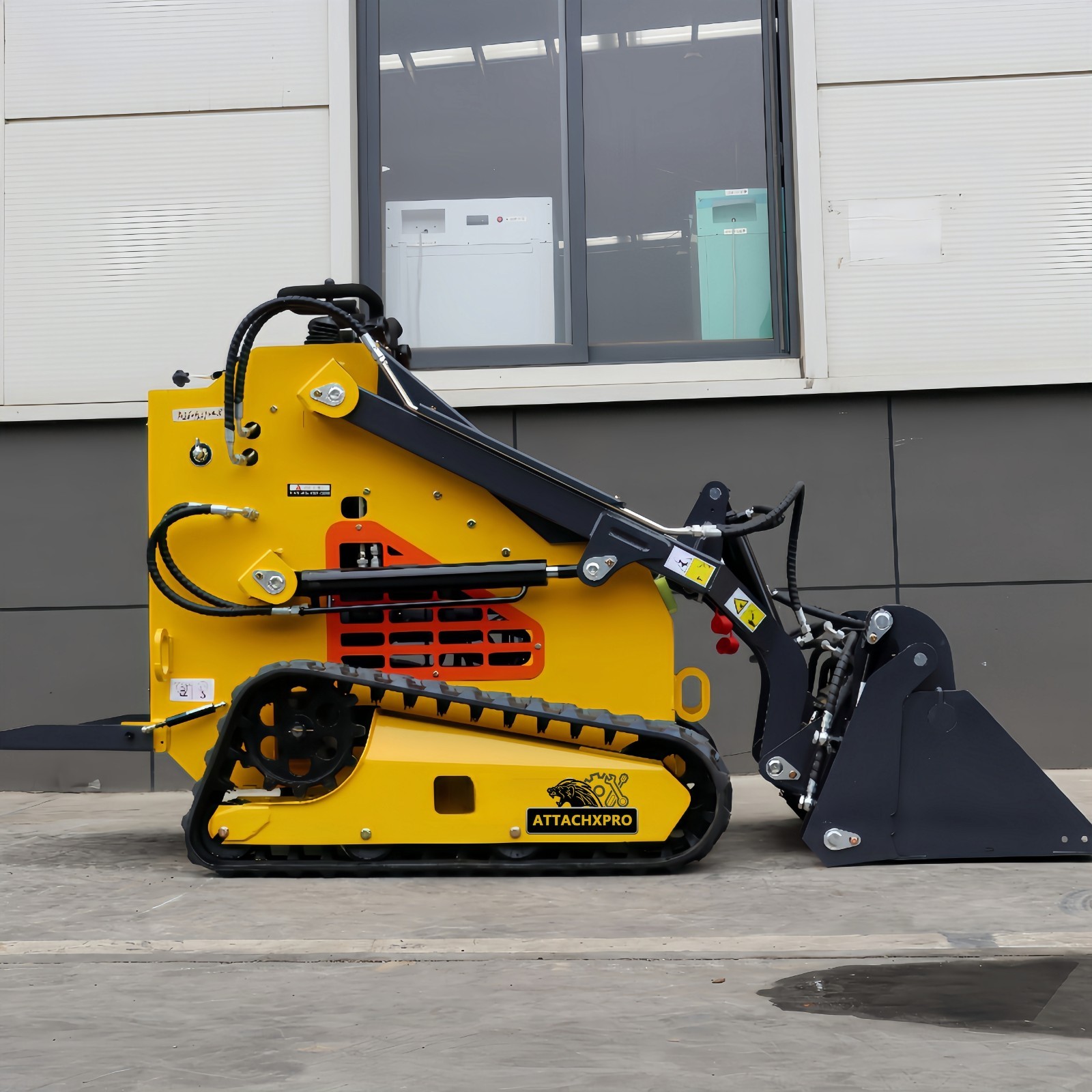 24HP Mini Skid Steer Loader 4in1 Bucket 3-Stage Pump Hydraulic System W/Forklift