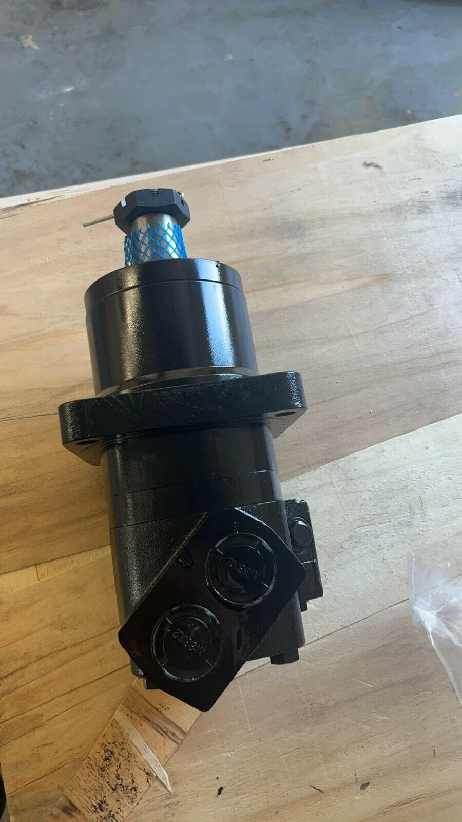 Drive Motor Fit Most AGT 1 Ton – 1.5 Ton Mini Excavators – MX Series Excluded