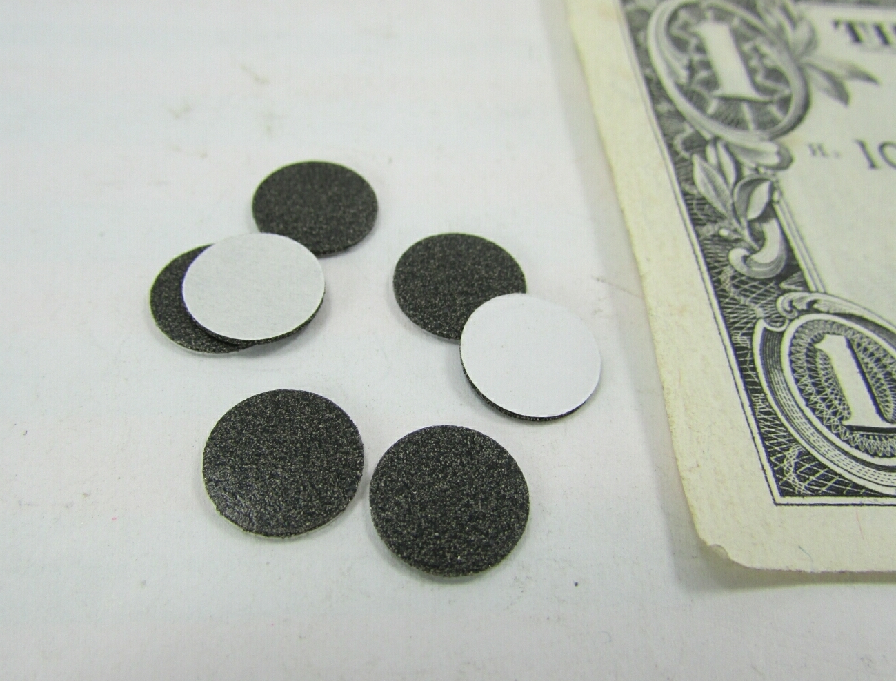 100 Chomeric EMI Shield Silicone Patch Dot Nickel Carbon Fiber 19-11-19907-S6305