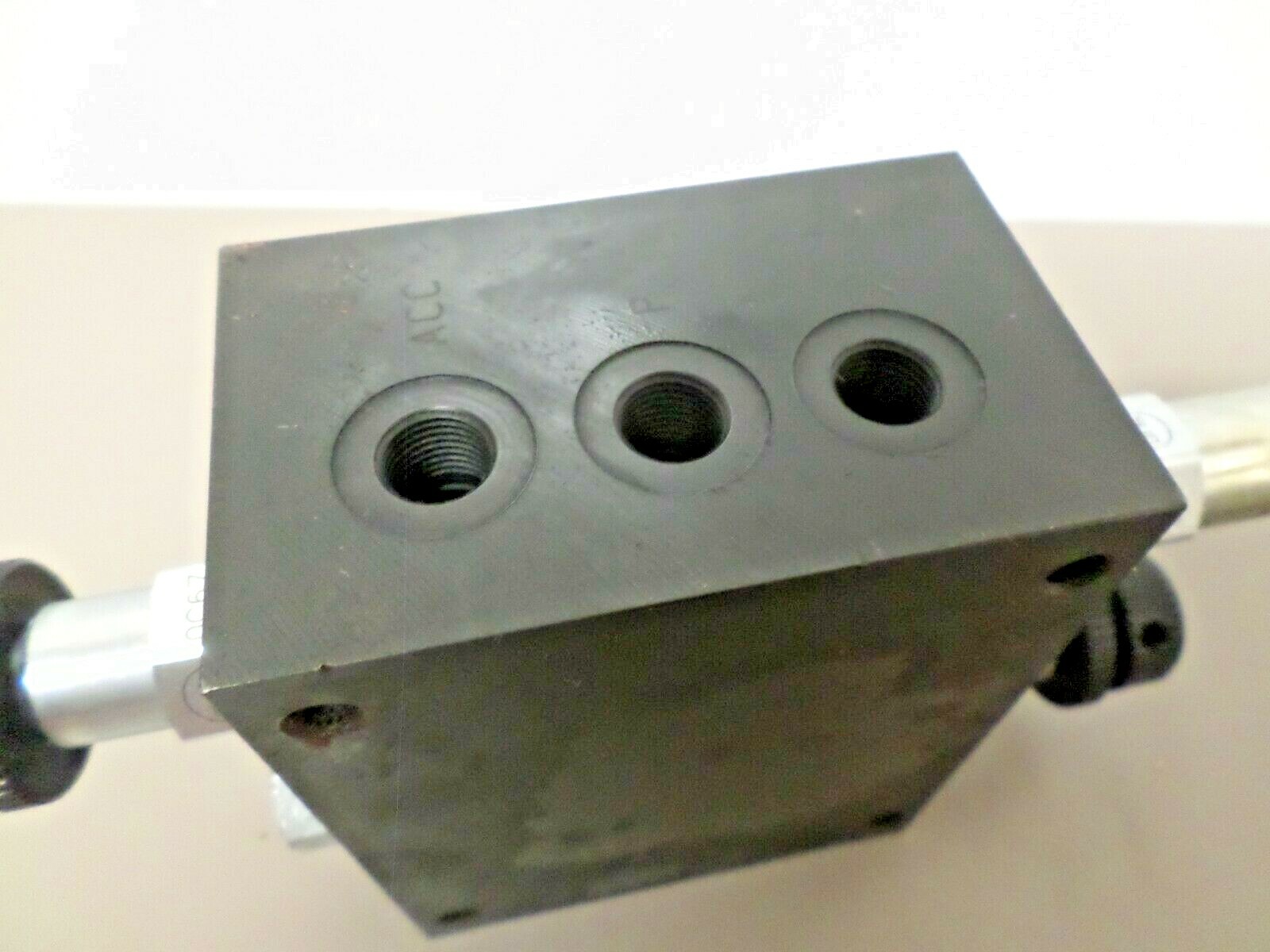 Sun Hydraulics 9608 26A J03 Manifold Block with Relief, Dump and Shut Off Valves