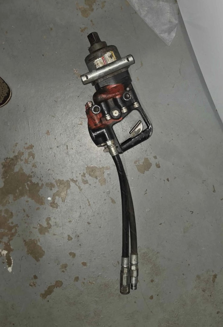 Stanley Under Water Hydraulic Impact Wrench 1 inch IW16350