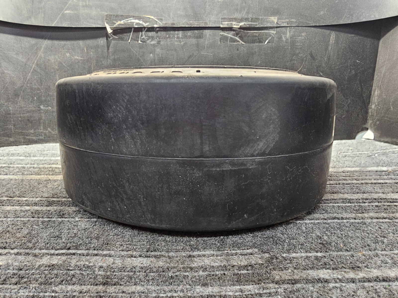 (QTY 2) Globe Star Smooth Press On Forklift Tire 16-1/4x7x11-1/4 (413/178-286)