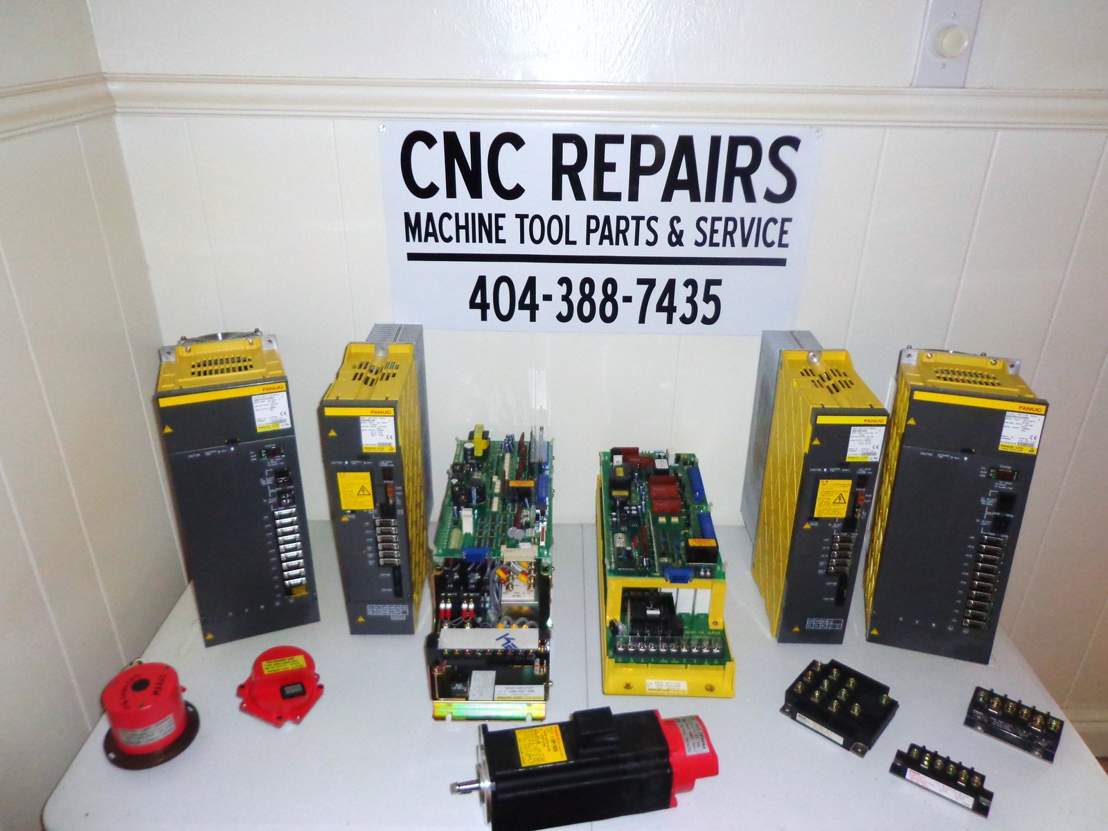 RECONDITIONED FANUC 2/4 AXES SERVO CARD ( A20B-3300-0120 )