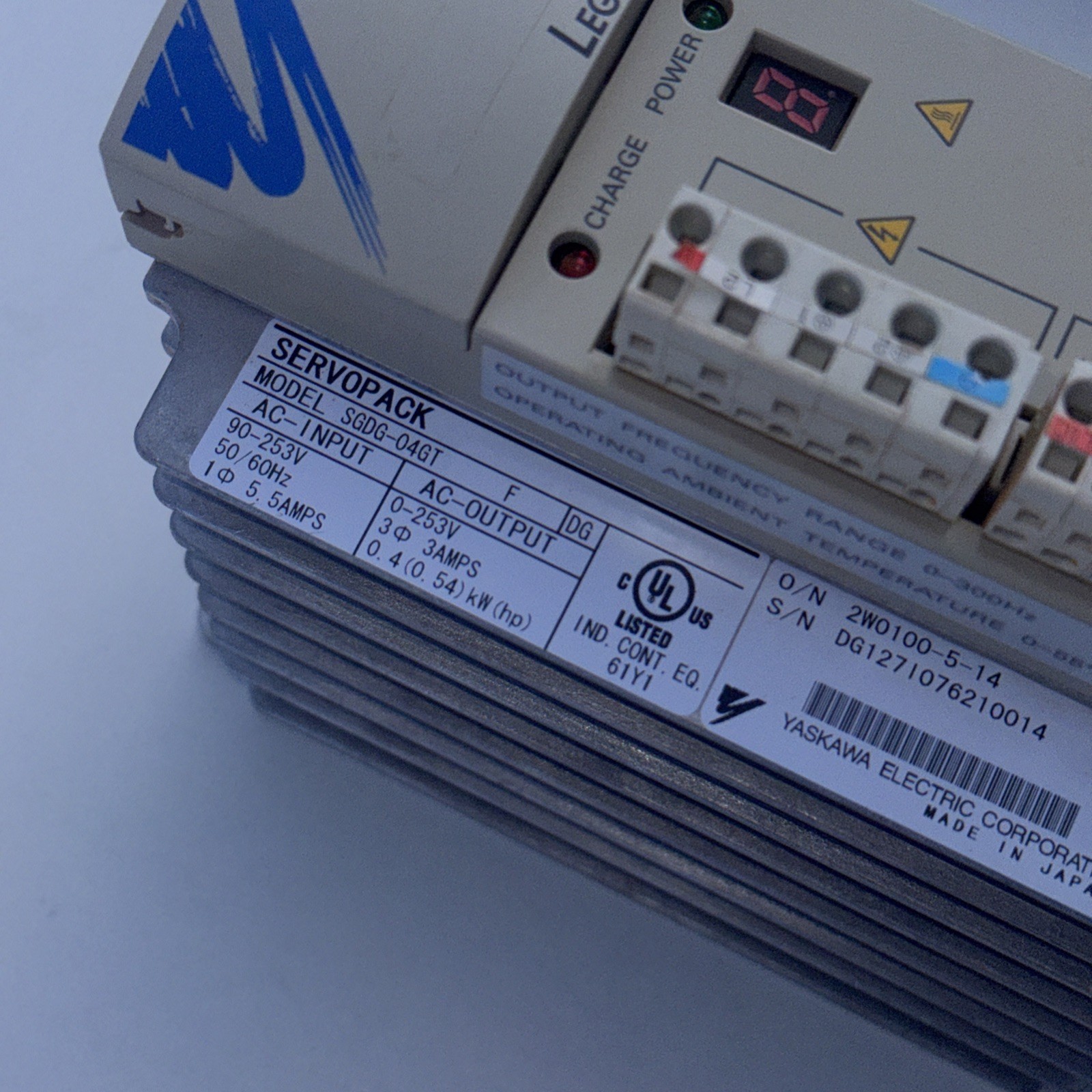 Yaskawa SGDG-04GT SGDG04GT Servopack Servo Drive Controller 90-253V 50/60hz, TT1