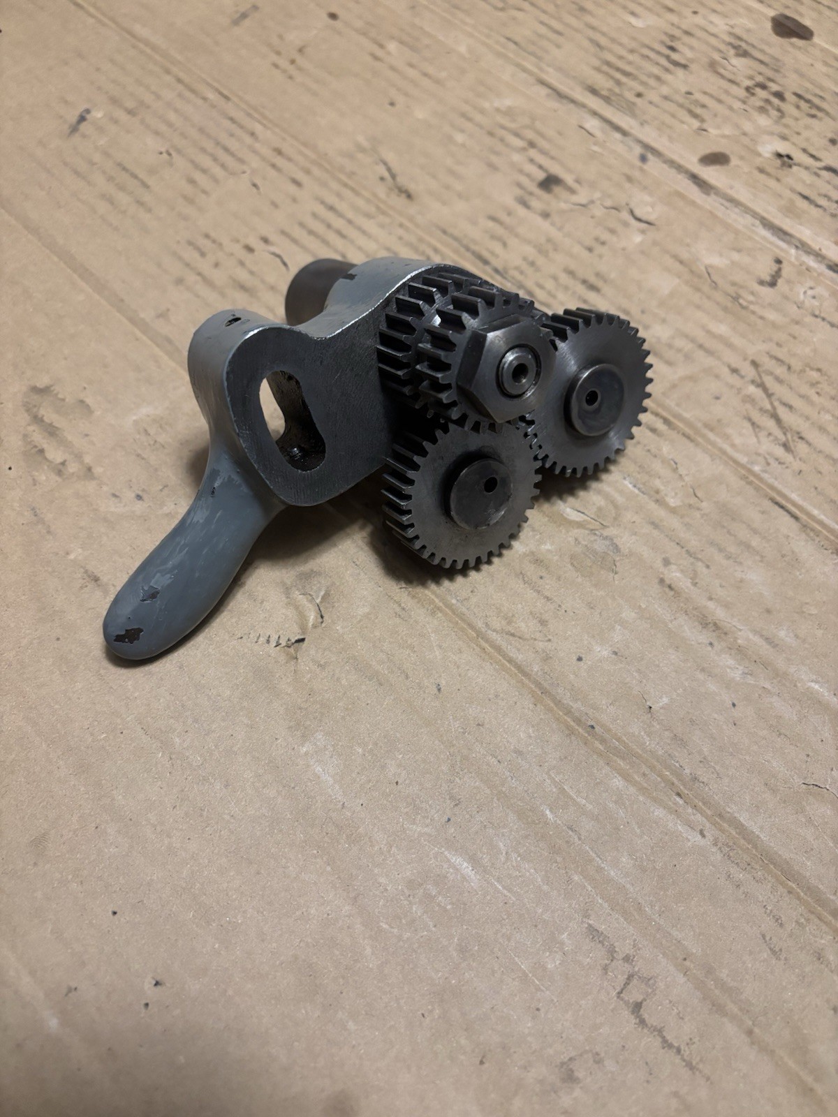 South Bend 9″ Forward Reverse Lever With Gears, Lathe, Machine shop