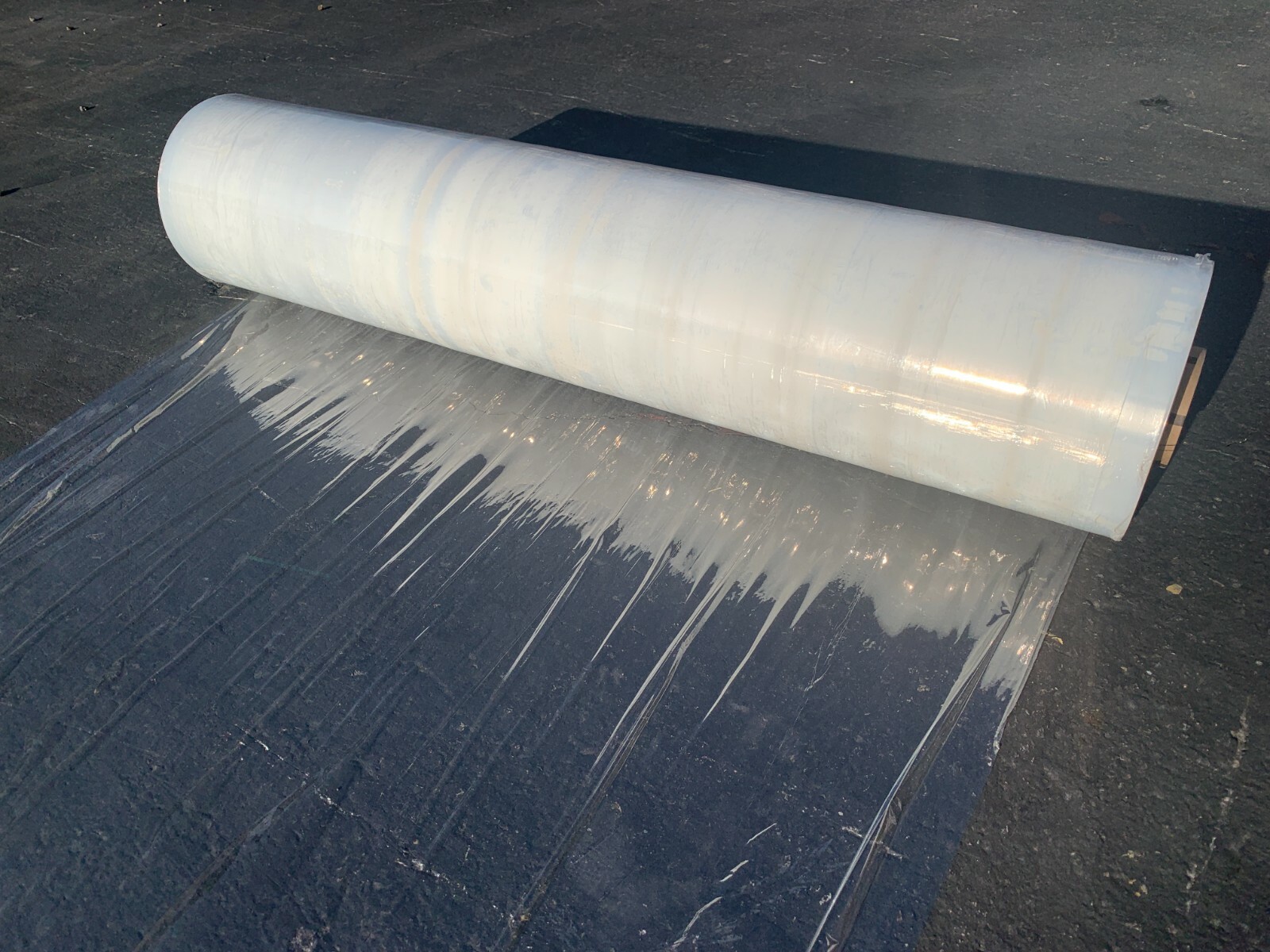 Sandbaggy Extra Wide 40 Inch Stretch Wrap | Made in USA | 40″ x 5000′ Roll Size