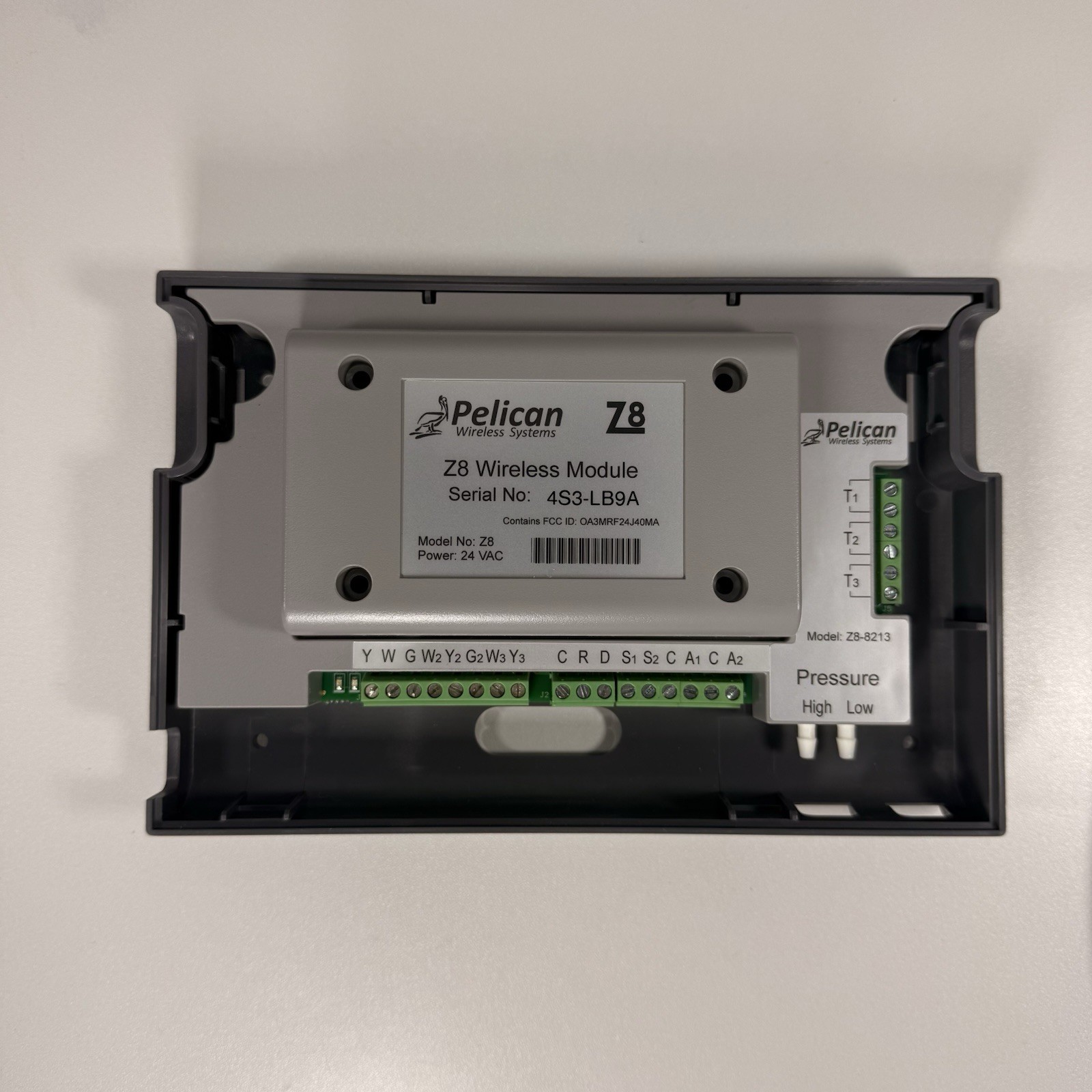Pelican Wireless Z8-8213 Zone Controller 24VAC New Open Box w Installation Guide