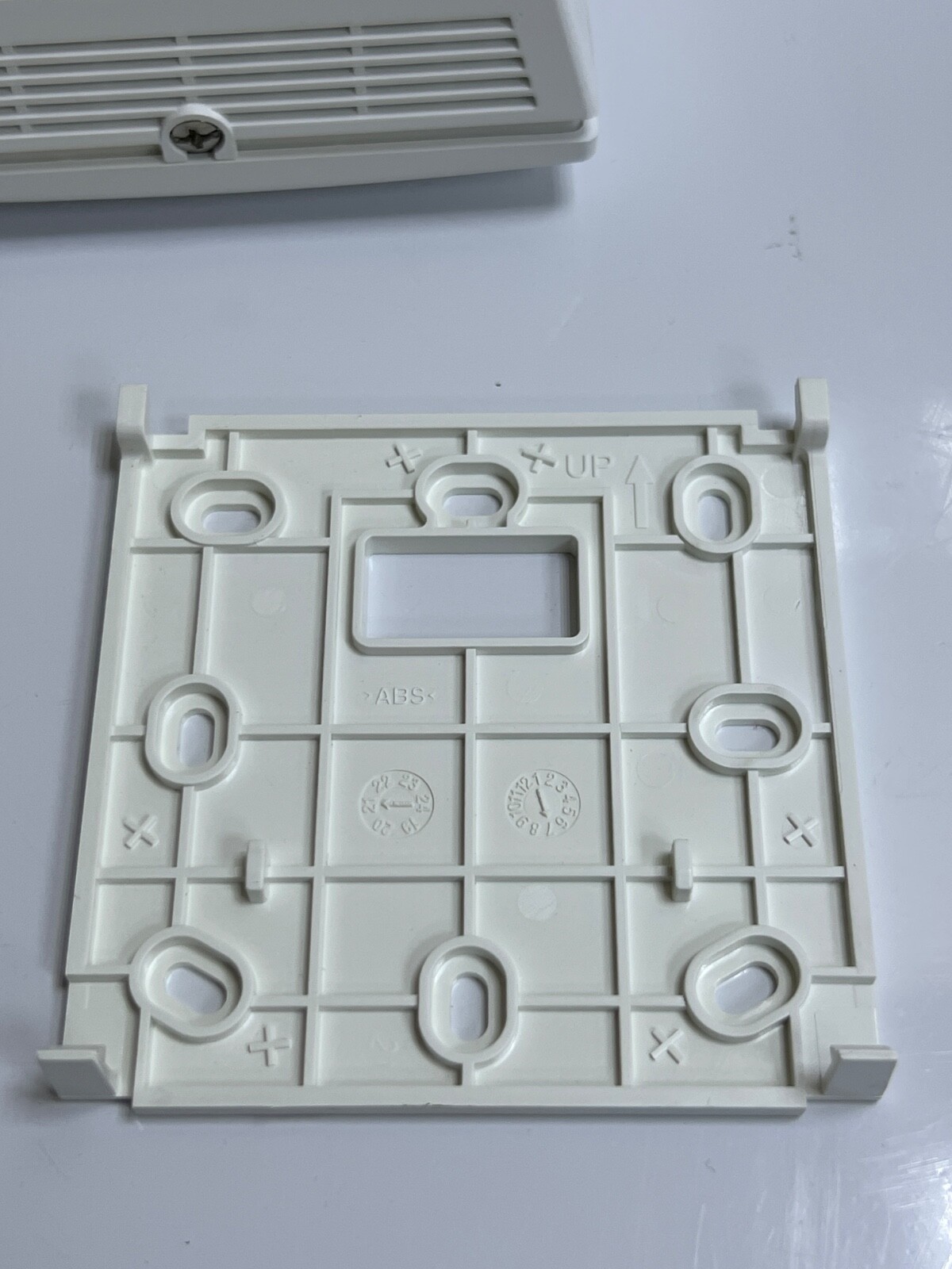 (LOT 2 PCS) SIEMENS RAA21 ROOM THERMOSTAT
