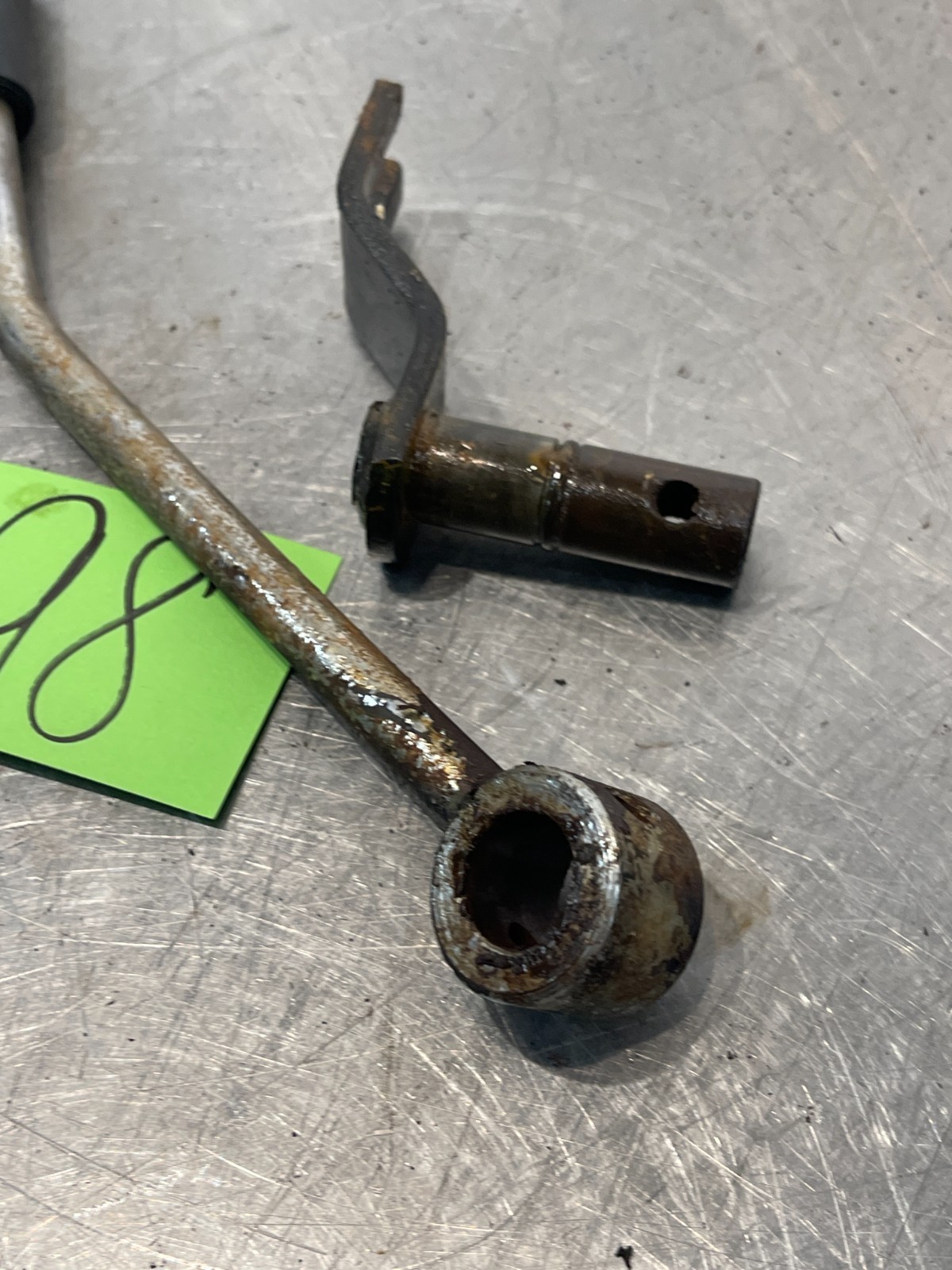 Iseki TS1610 Tractor Lever & Arm