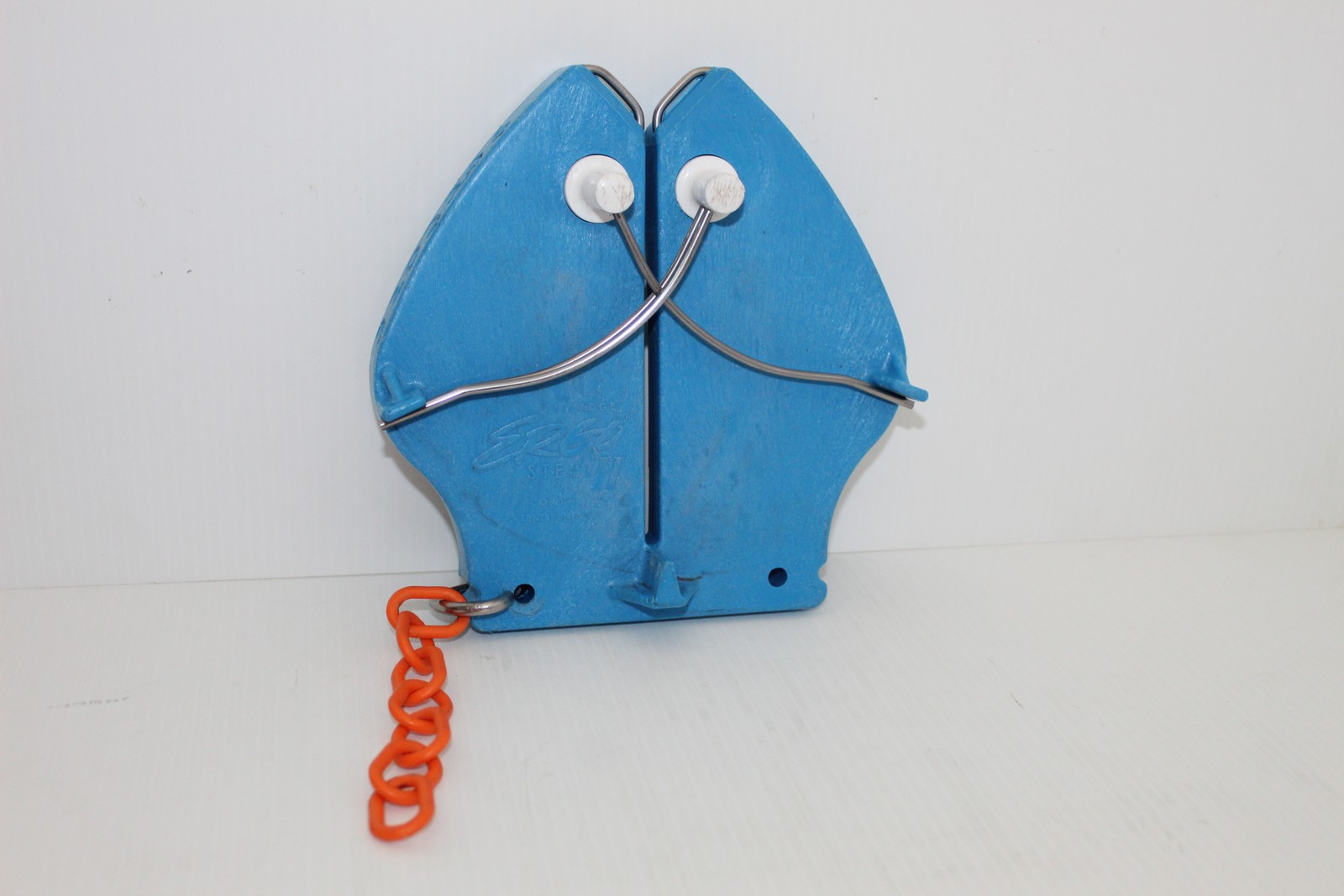 EZ-EDGE II Knife Sharpener Blue Manual Handheld Fishing Hunting EDC