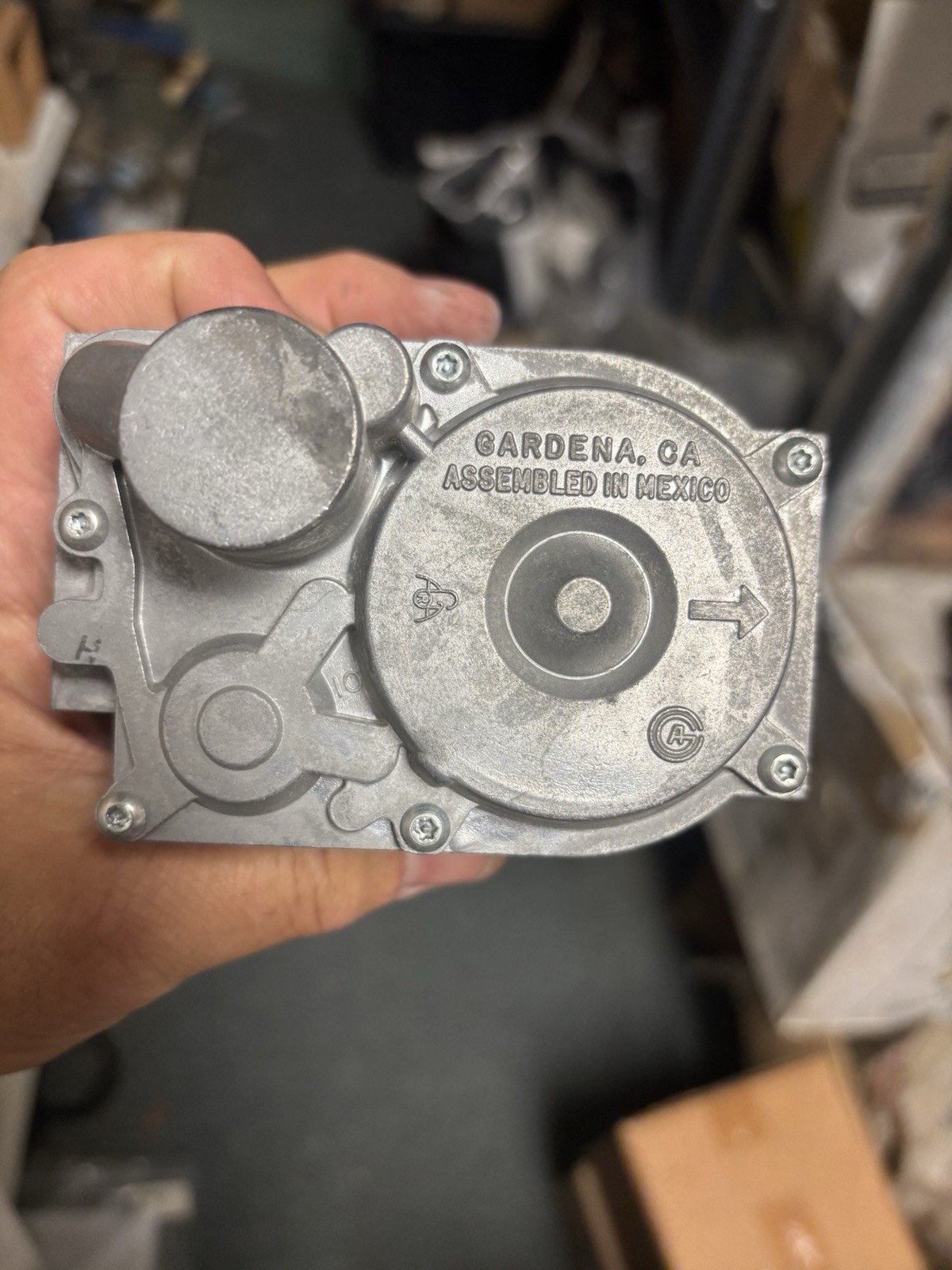 Honeywell VR8204A 2035 Gas Valve for Central Furnace, Compatible w/ Honeywell