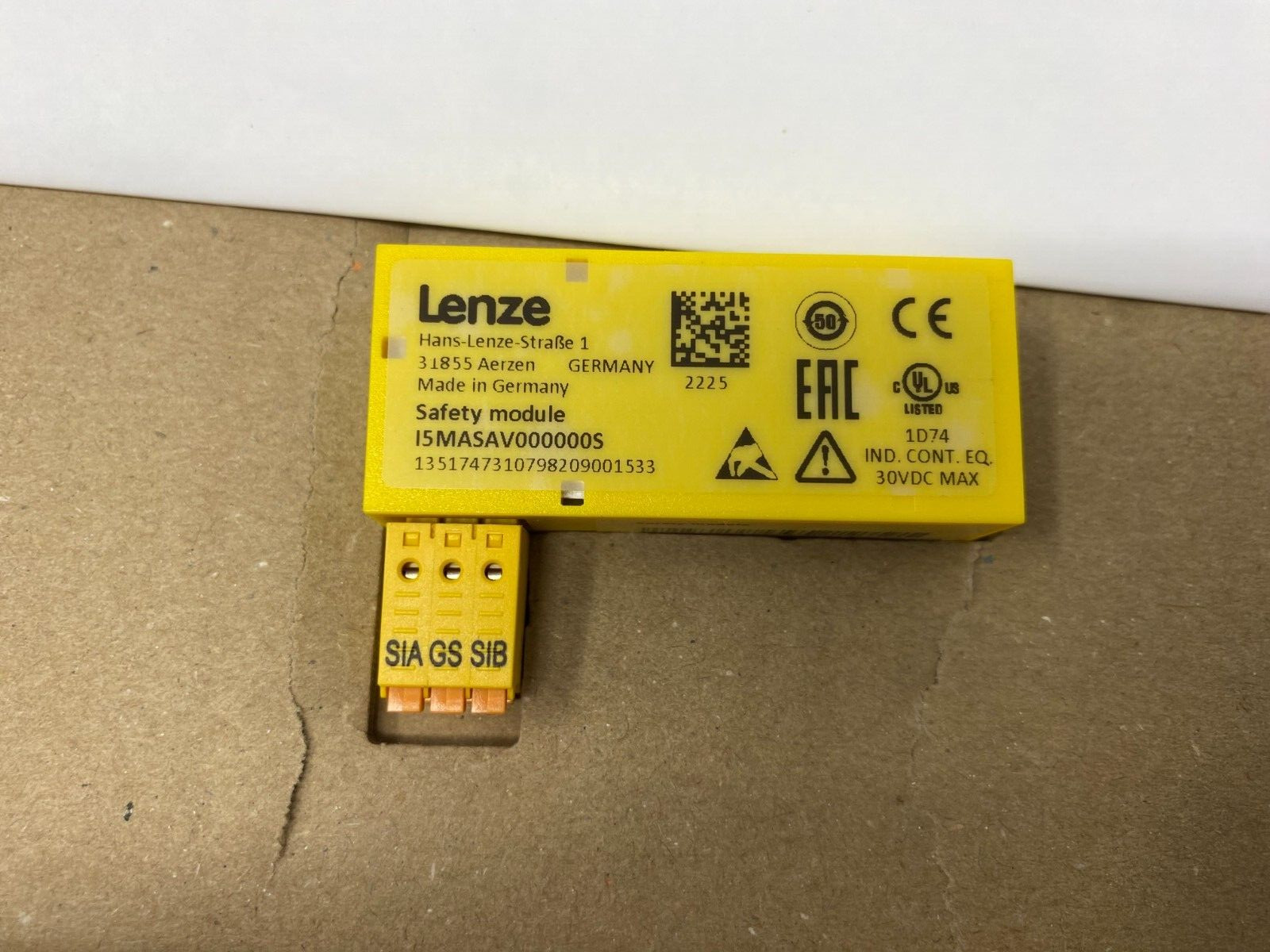 Lenze I5MASAV000000S Safety Module Safe Torque Off (STO) For i550 Series