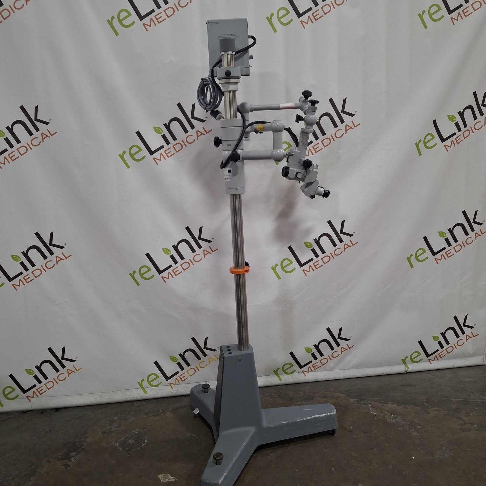 Carl Zeiss OPMI 1F Microscope