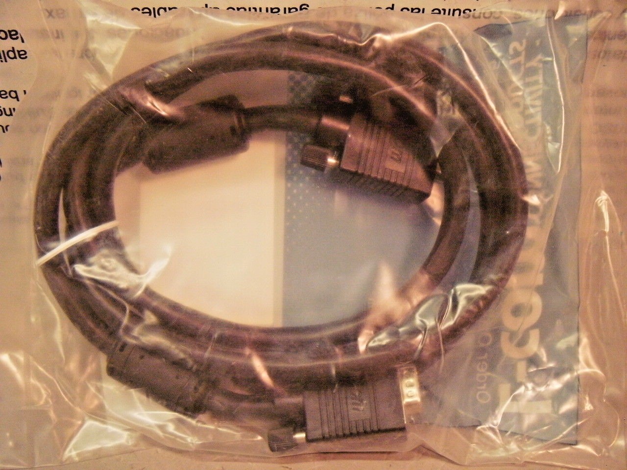 L-com CTLF3VGAMM-5 Premium Black 5′ VGA Cable HD15 Male + Male w/ Ferrites