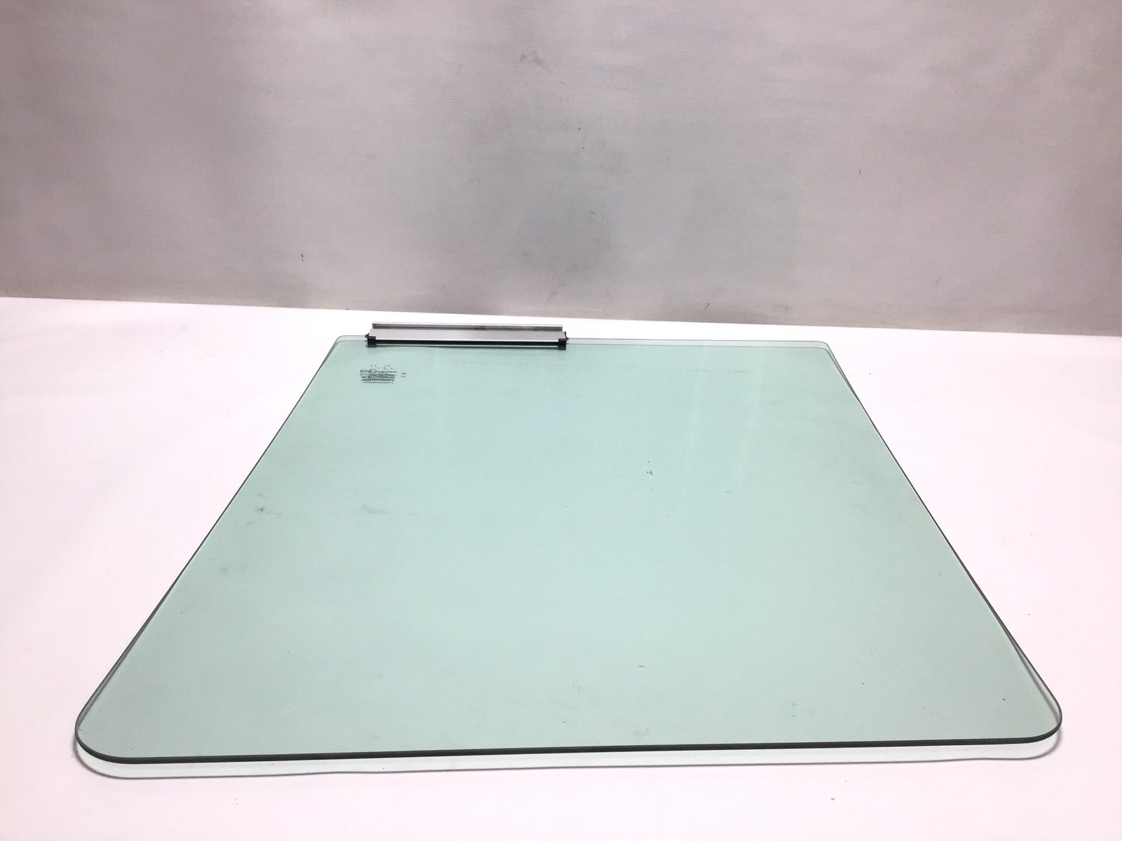International AS-2 GG-M40T2 E11 RH Front Door Glass Passenger Side