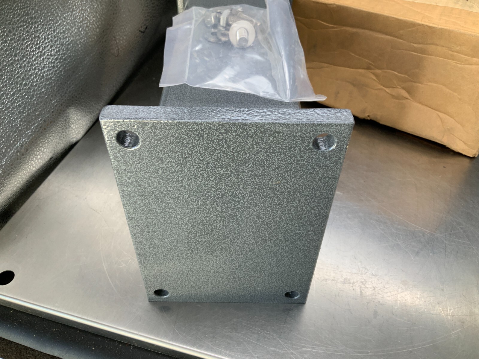 ID Tech TS5000 Height Adapter Silver Hammertone