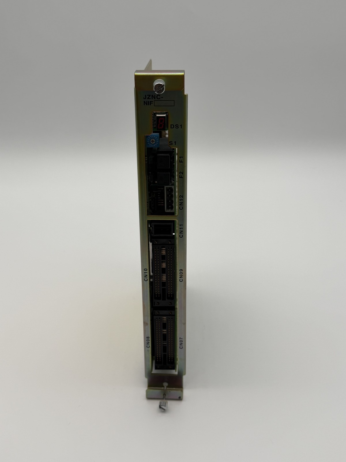 YASKAWA JZNC-NIF01-1 Servo Drive