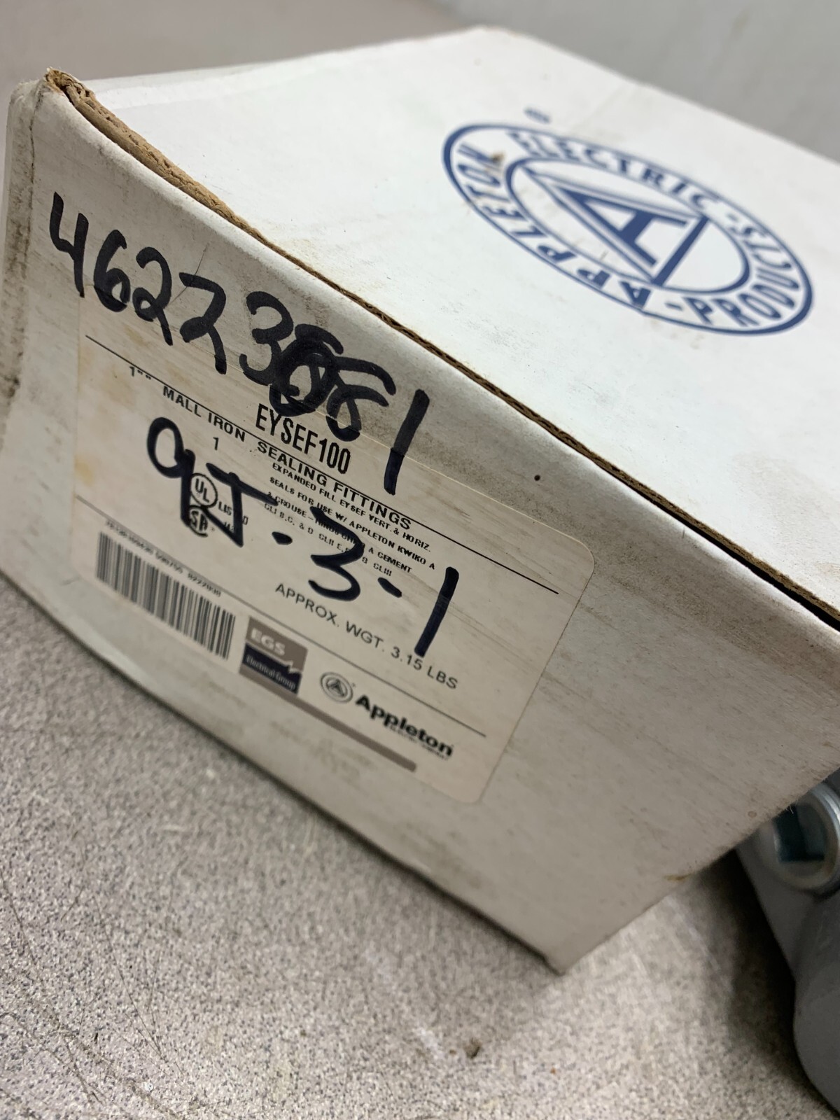 NEW IN BOX EGS APPLETON 1″ MALL IRON SEALING FITTING CONDUIT EYSEF100