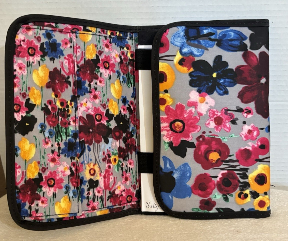 Thirty-One BOLD BLOOM Fold and Go Trifold Organizer With Pockets and Notepad