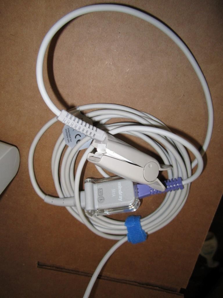 DRE AVANTE Waveline EZ Max Patient Monitor WITH ACCESSORIES