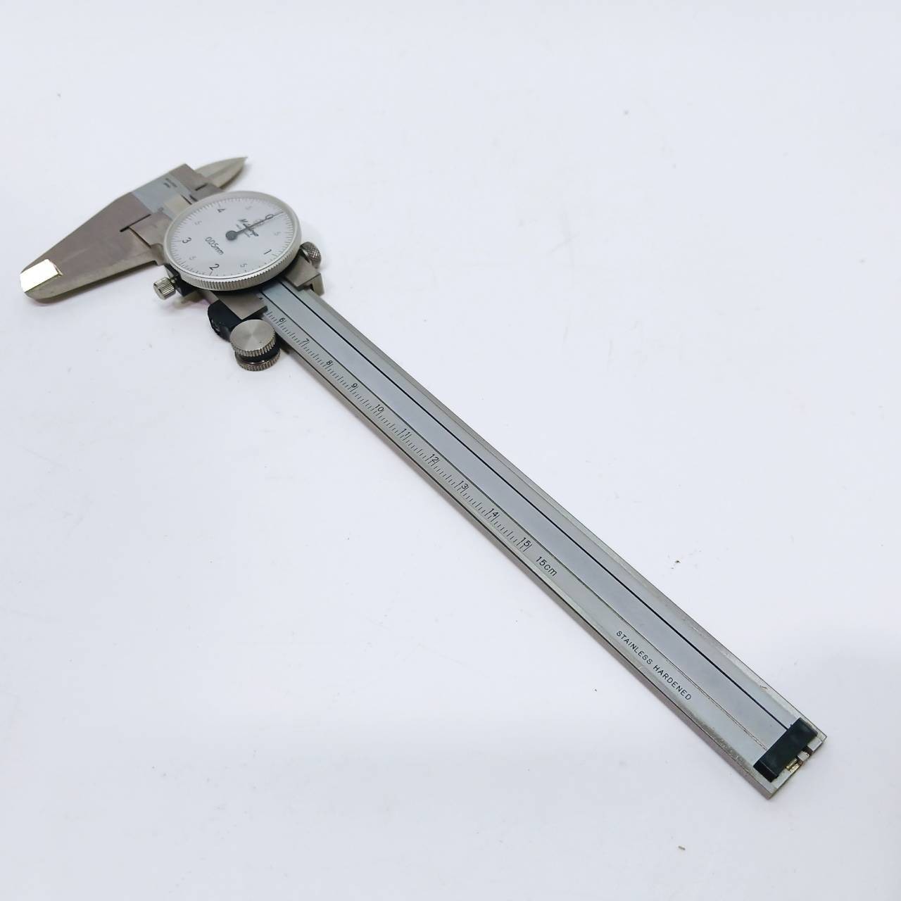 Mitutoyo Dial Vernier Caliper 505-660-50 D15E 150mm 0.02mm Made in Japan AJ2321T