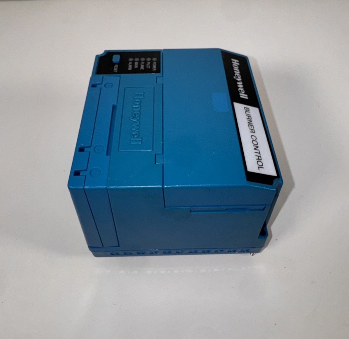 Honeywell RM7897A1002 Burner Controller RM7897 A 1002