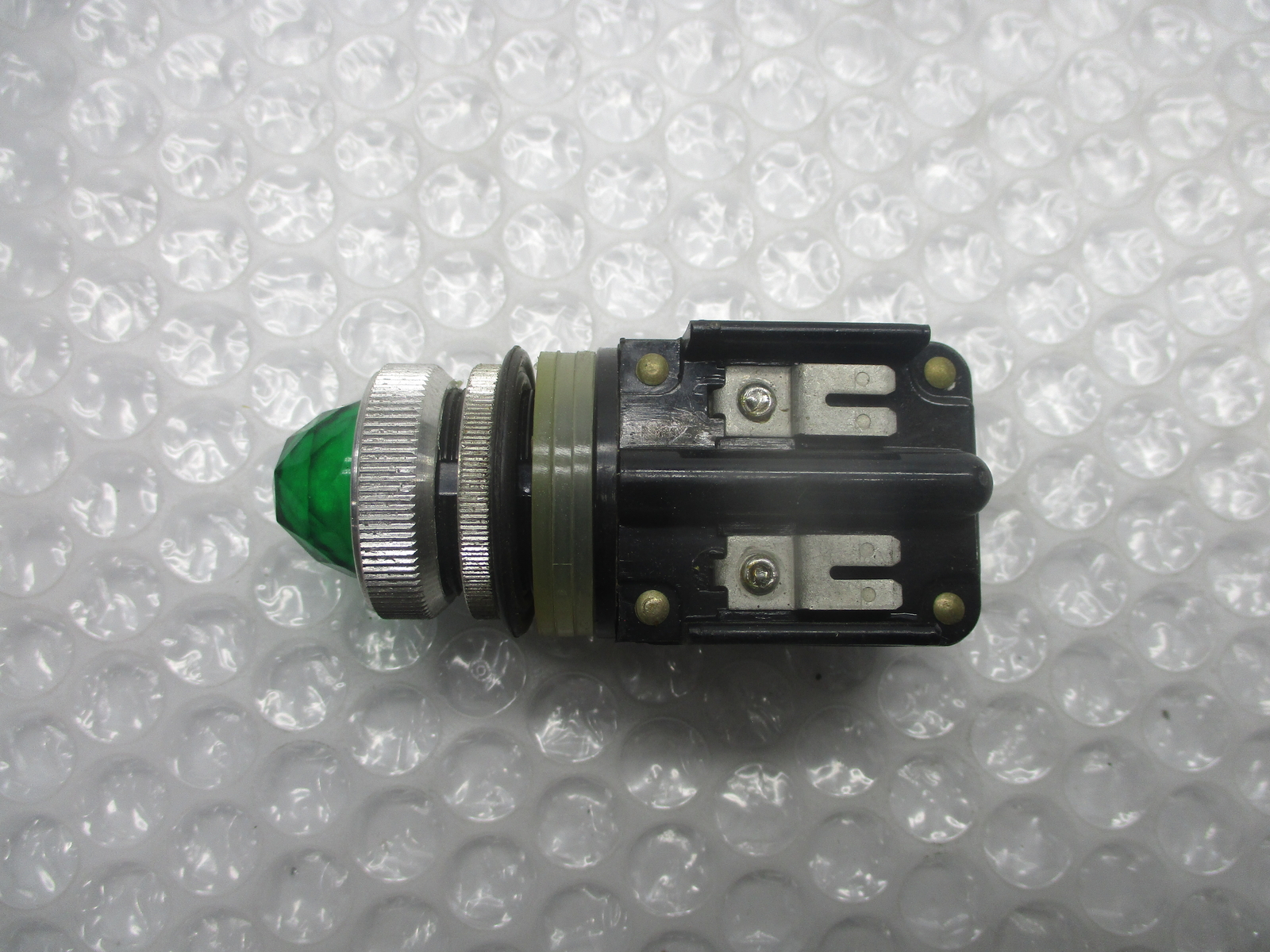 GENERAL ELECTRIC CR104C132 PILOT LIGHT GREEN NSNP