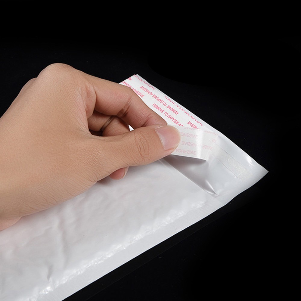 200PCs Poly Mailer Bubble Mailers 4 Layers Padded Envelopes Self Sealing