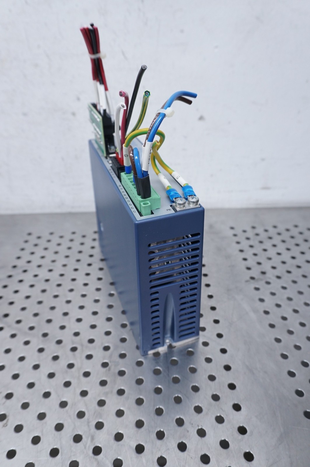 KOLLMORGEN S200 SERIES S20260-VTS Servo Drive