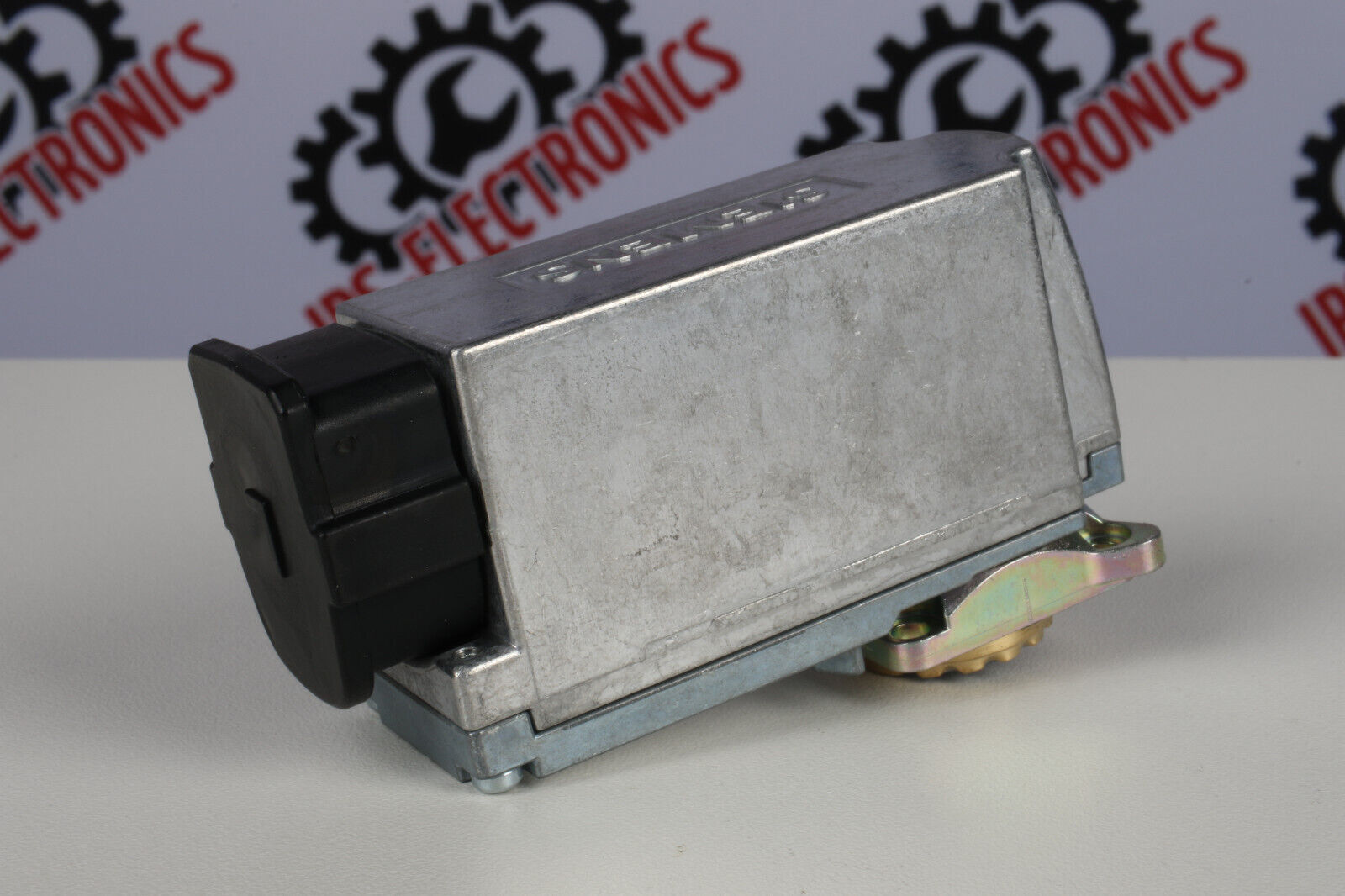 SIEMENS SINAMICS SMI10 519-30042-04 (DRIVE CLIQ) – 6 months warranty