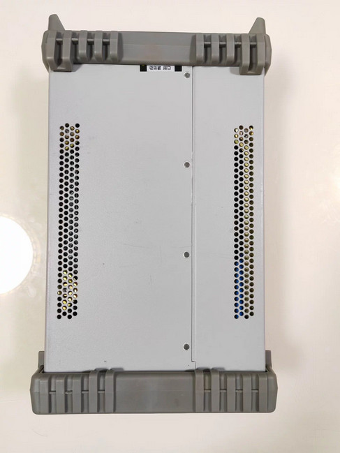 VIP LINK Agilent/HP 53132A 225 MHz OPT030 3GHz Input, Equipped with Carry Handle