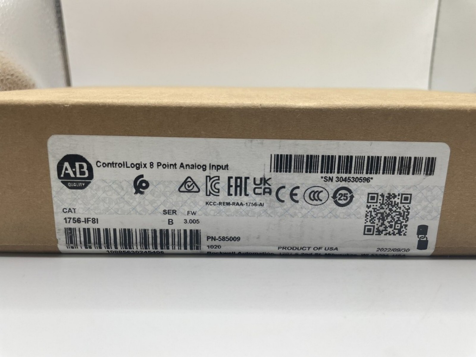 Factory Sealed AB 1756-IF8I/B ControlLogix 8 Point Analog Input 1756IF8I serB US