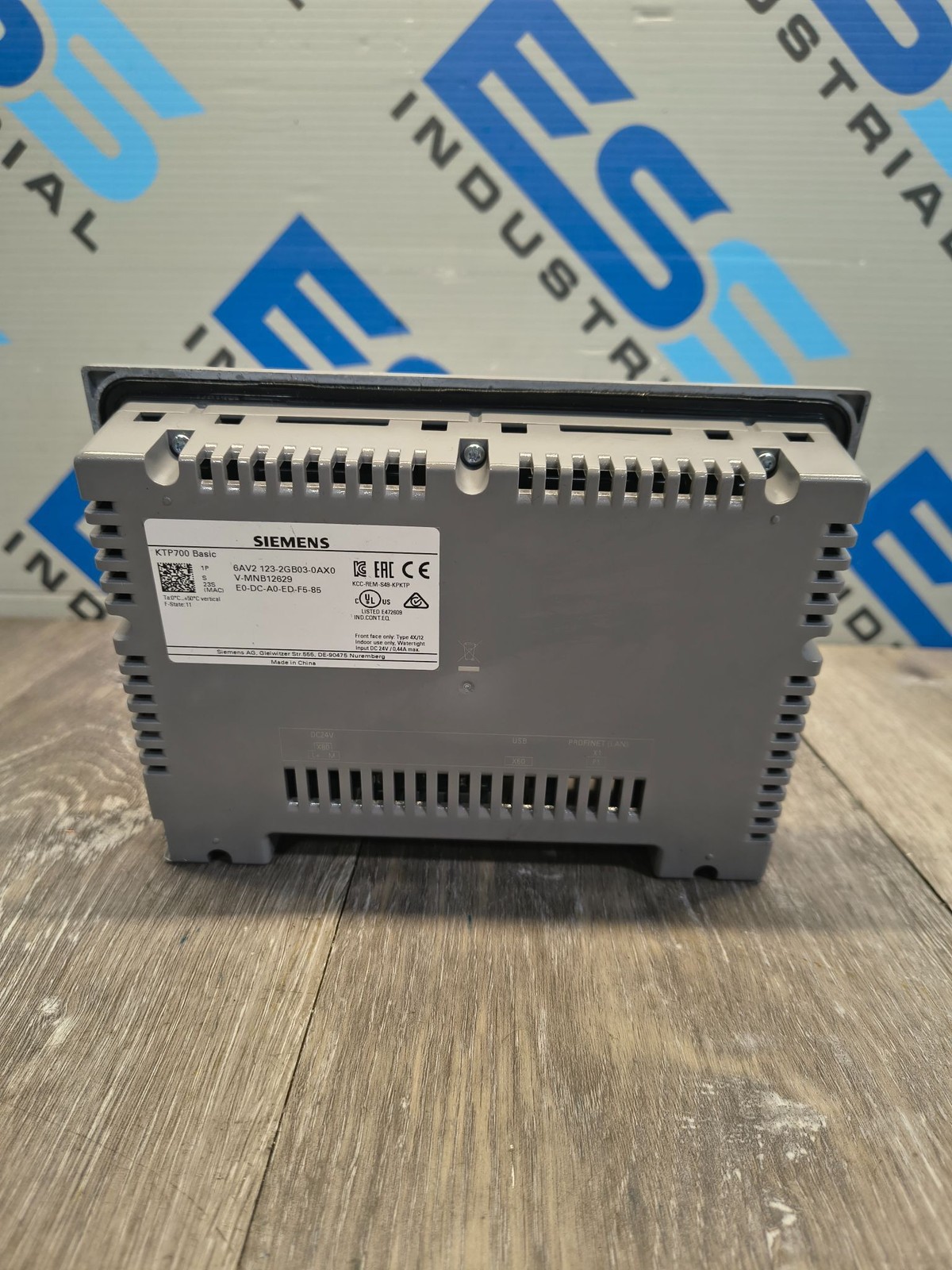 SIEMENS 6AV2 123-2GB03-0AX0 KTP700 BASIC TOUCH PANEL