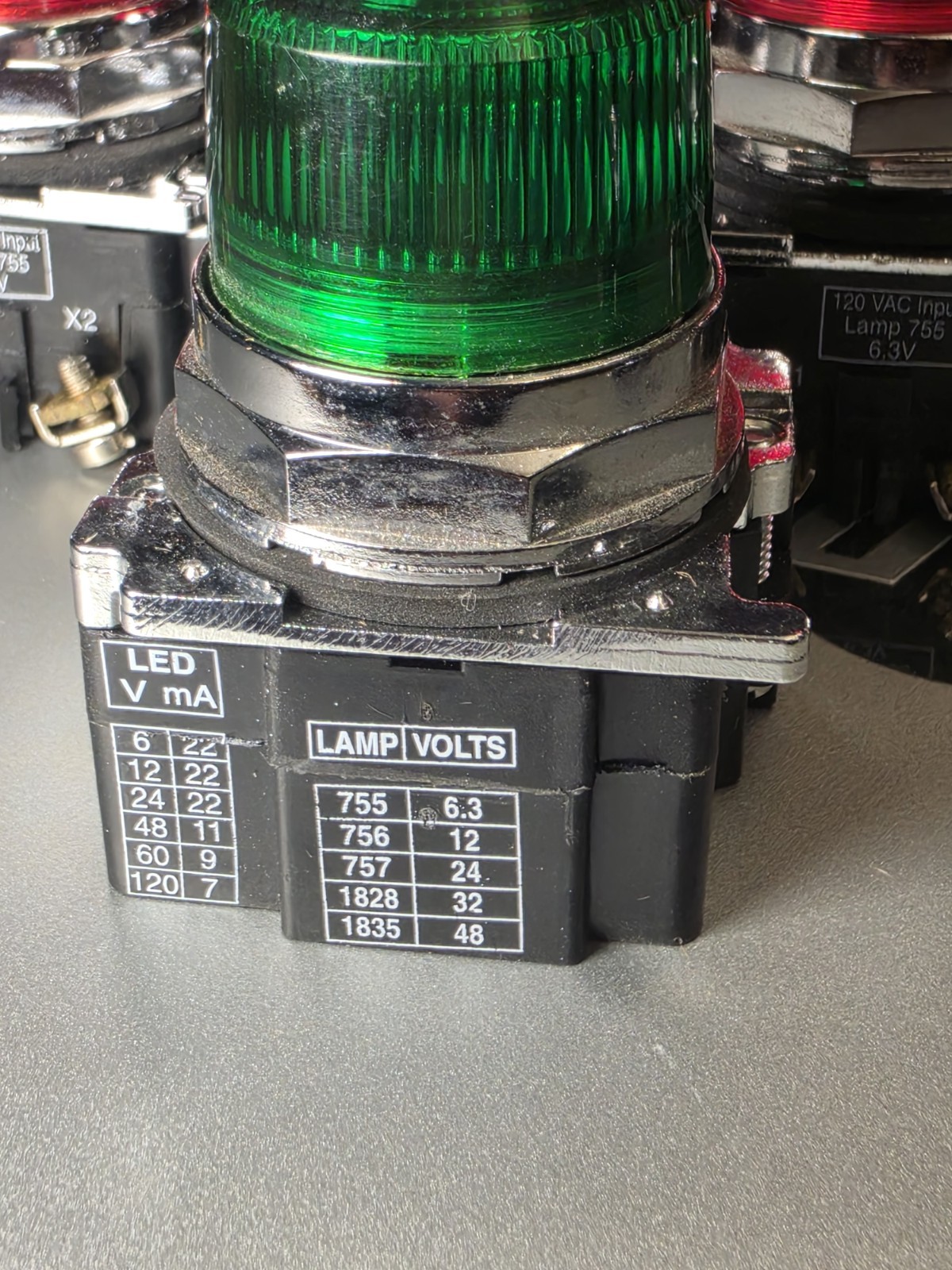 Eaton 10250T/91000T Indicator Light. Green 250v