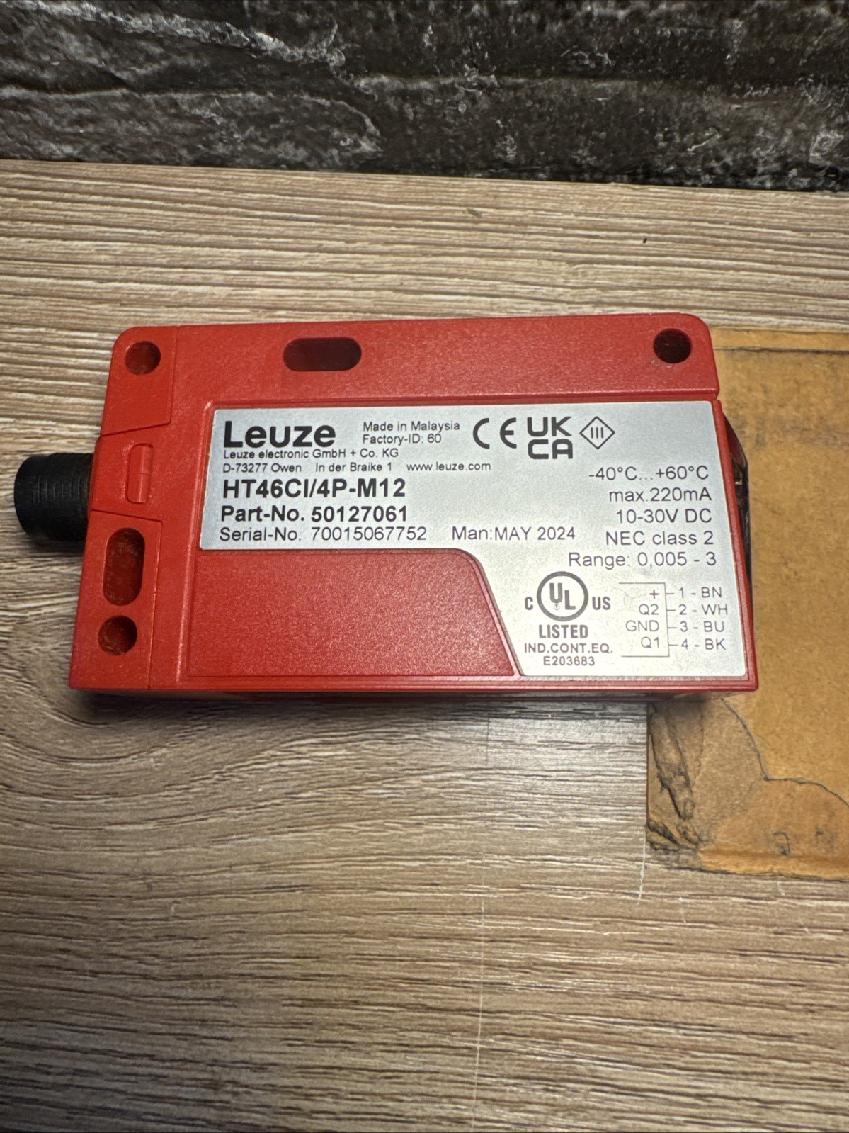 New No Box LEUZE HT46CI/4P-M12 50127061 Sensor
