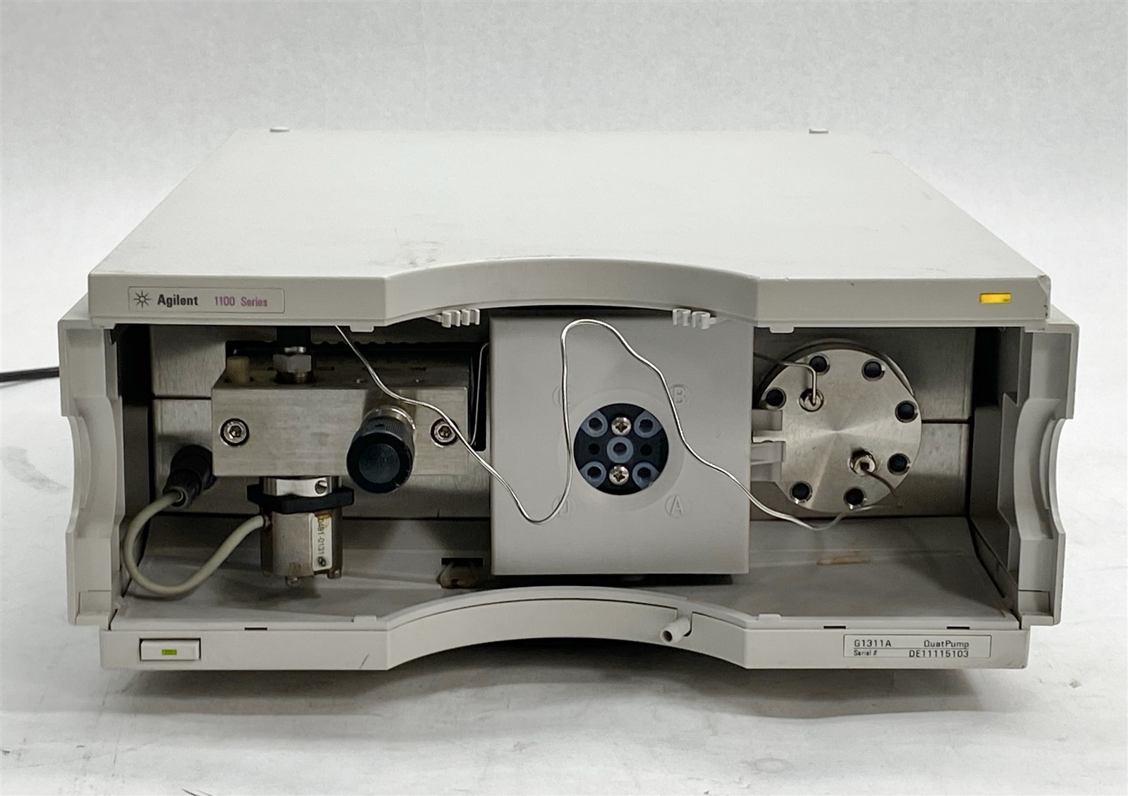 Agilent HP G1311A 1100 Series HPLC Quaternary Quat Pump QuatPump w/ J4100A