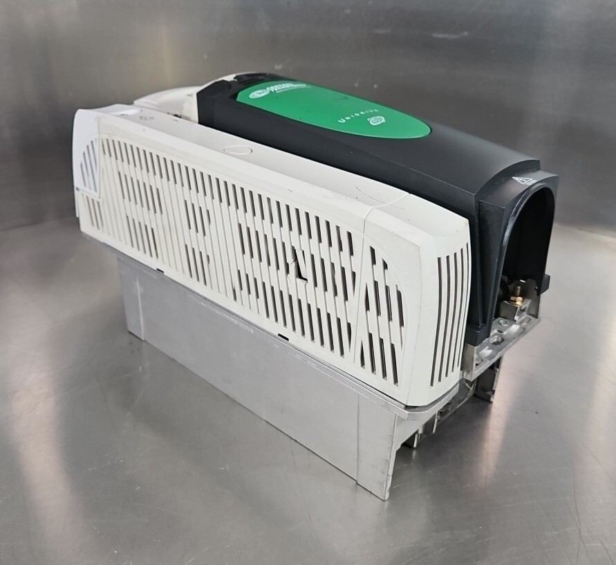 Control Techniques SP2402 Emerson Unidrive SP 7.5/11 kW. Loc1F